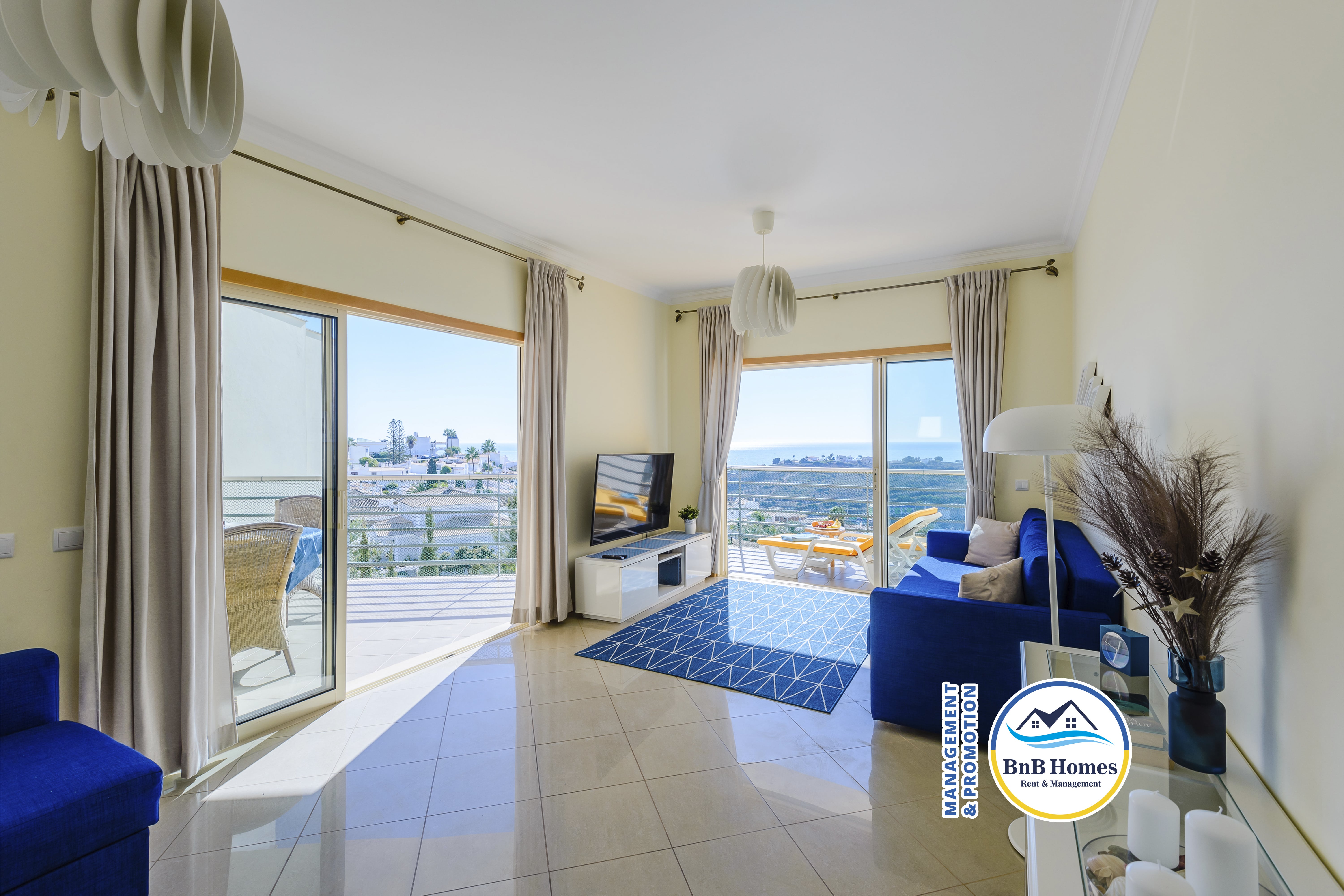 Albufeira Ocean Apartment with 3 spacious Terraces