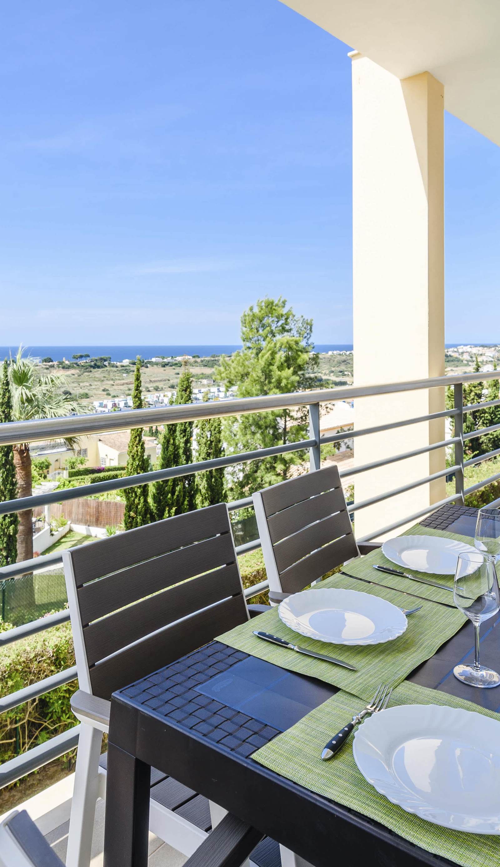 Albufeira Ocean Apartment with sunbathing Terrace