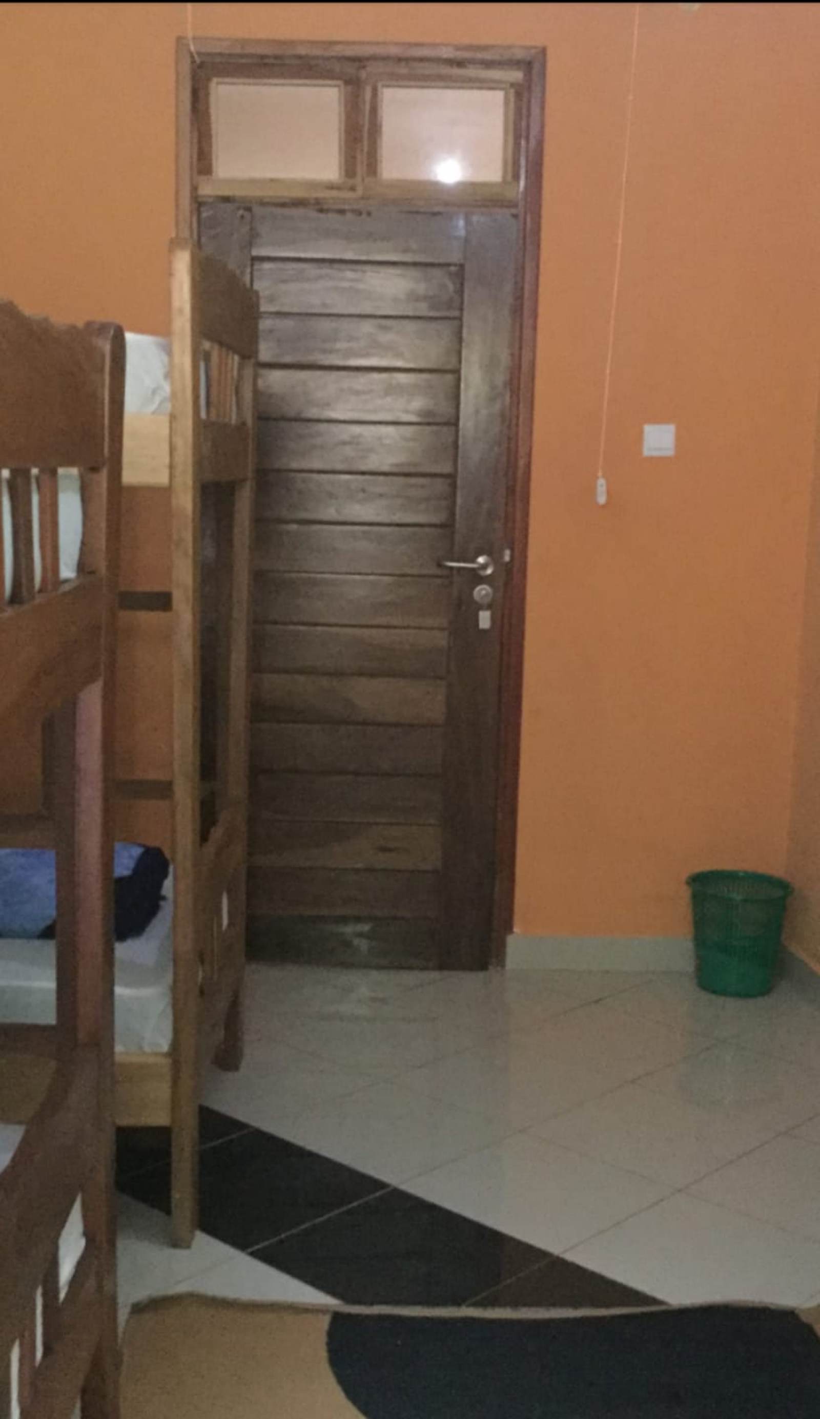 Anmut Hostel