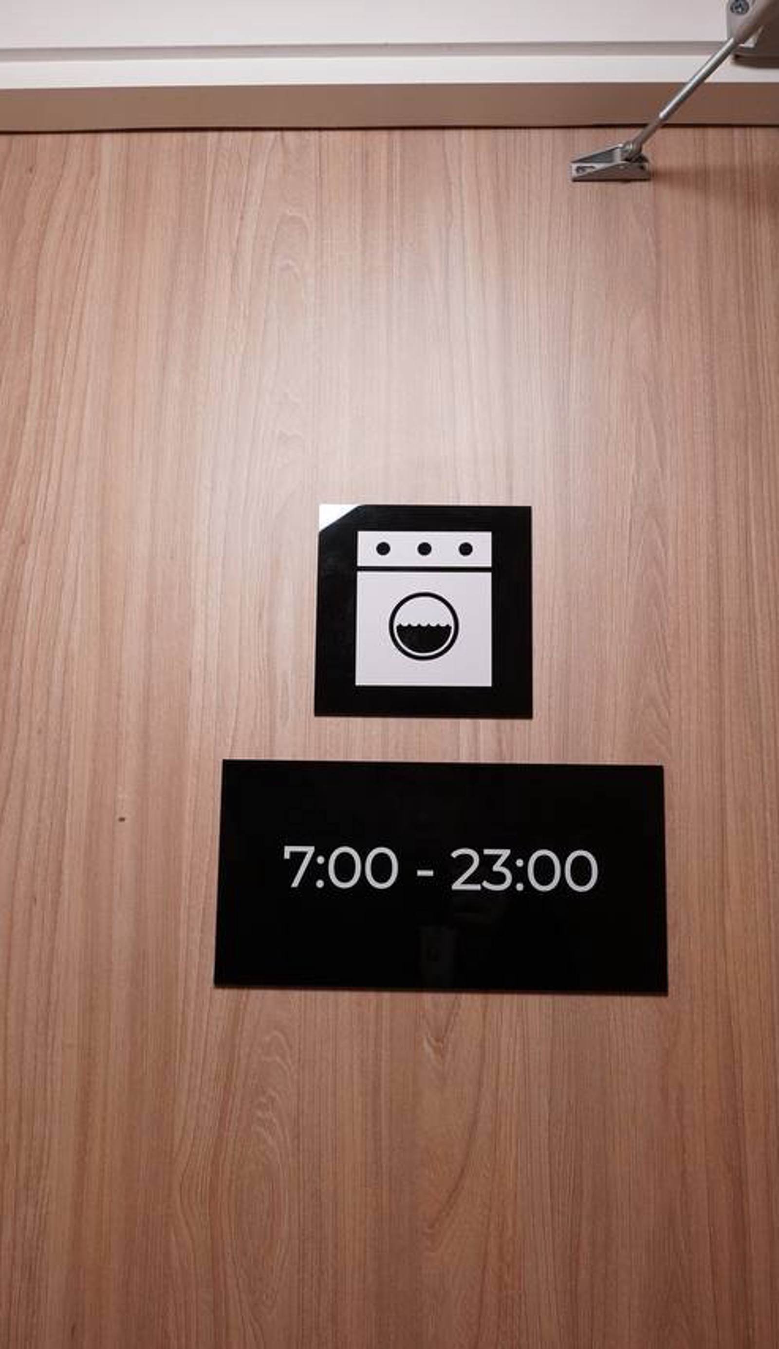 AQ Capsule Hotel