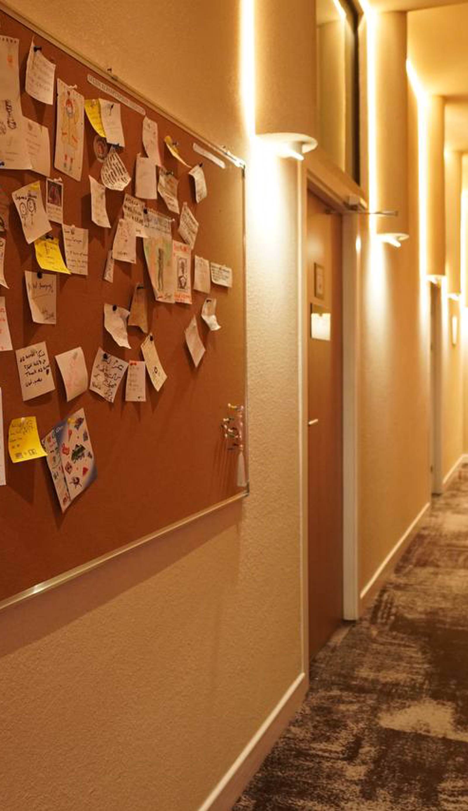 AQ Capsule Hotel
