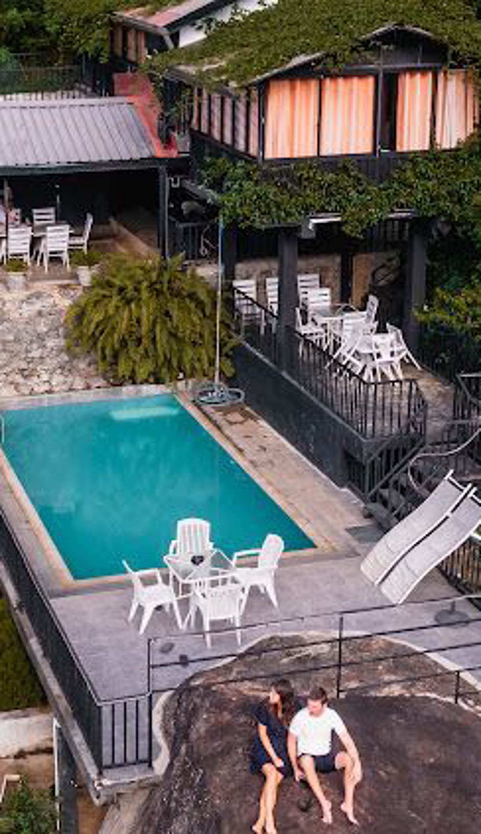 Ella Deck Resort