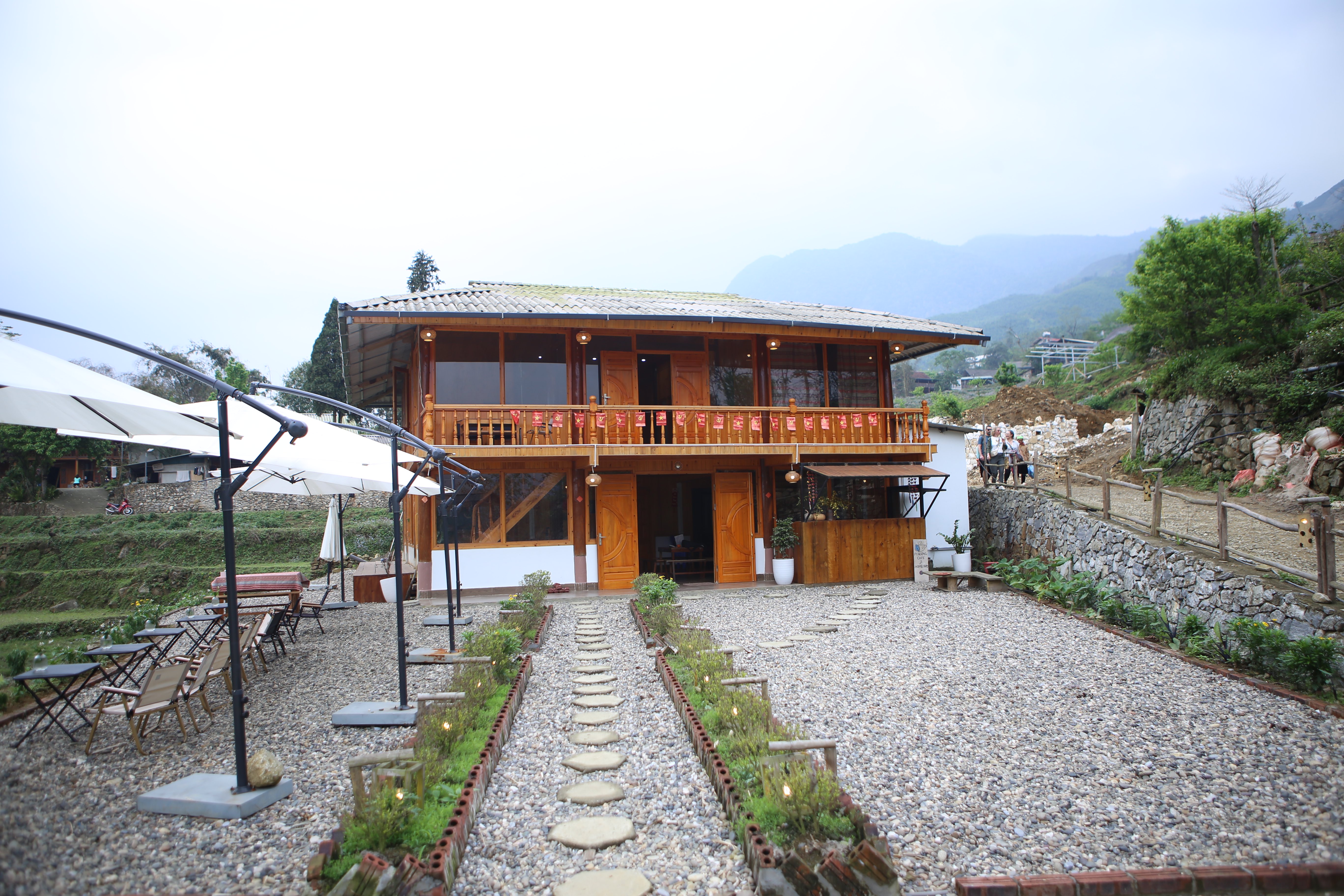 Pi Noong Cafe & Homestay