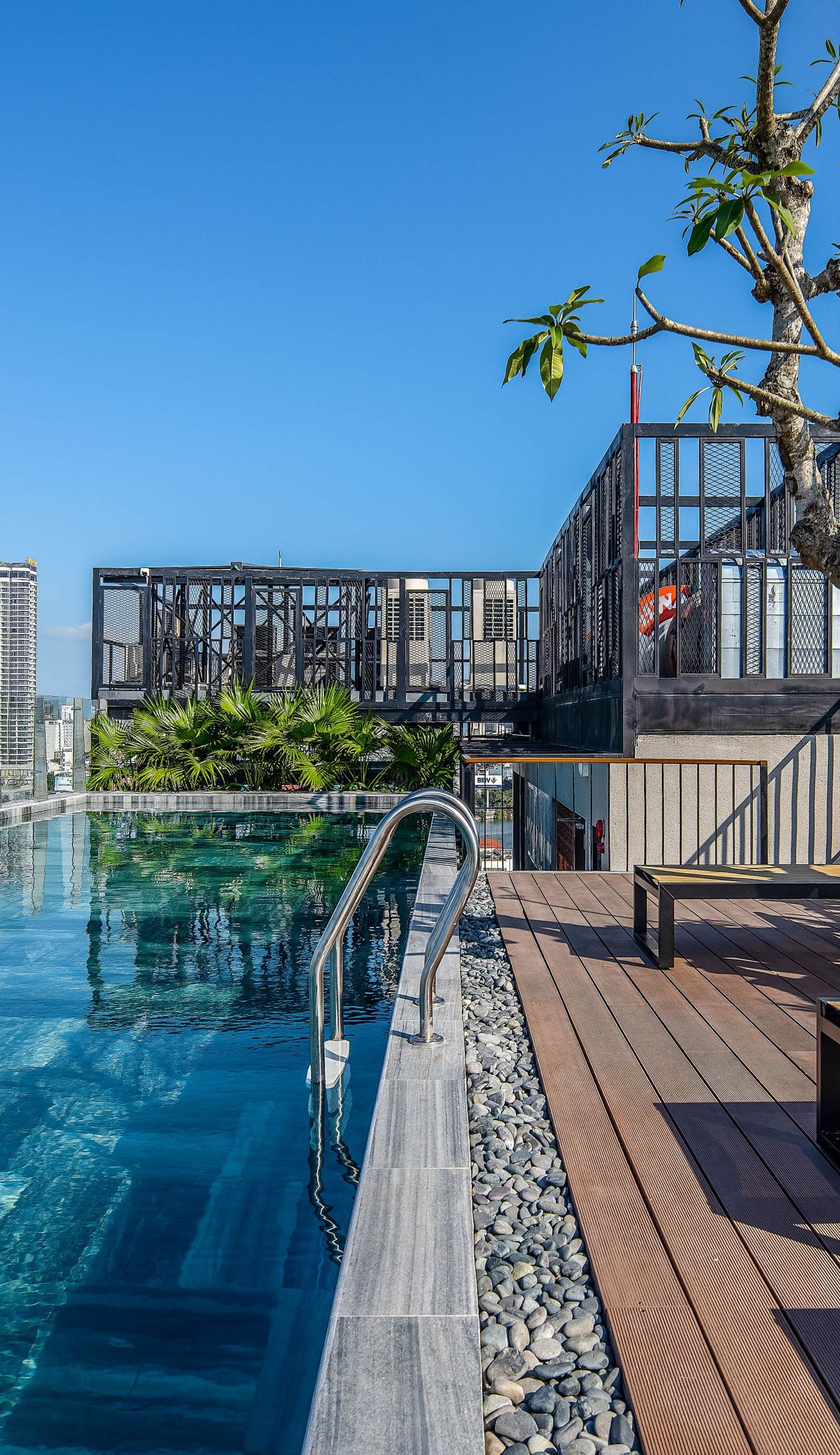 Tropical Dorm Hostel Da Nang by Haviland