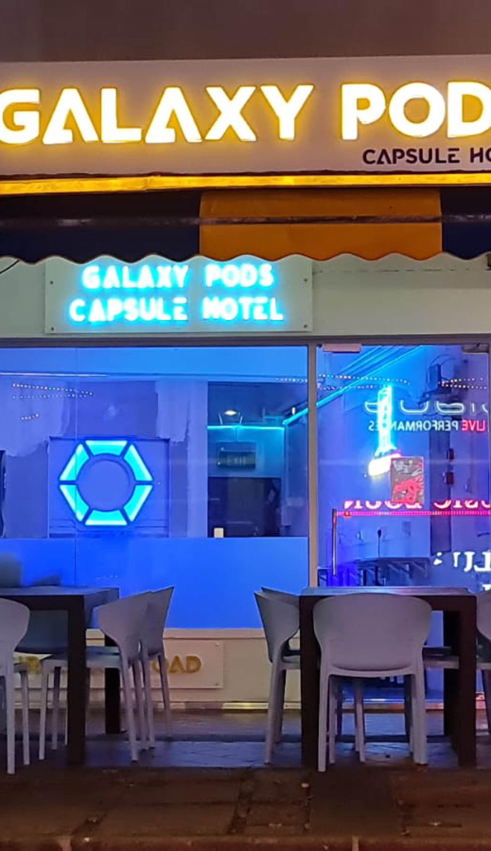 Galaxy Pods Boat Quay Capsule Hotel