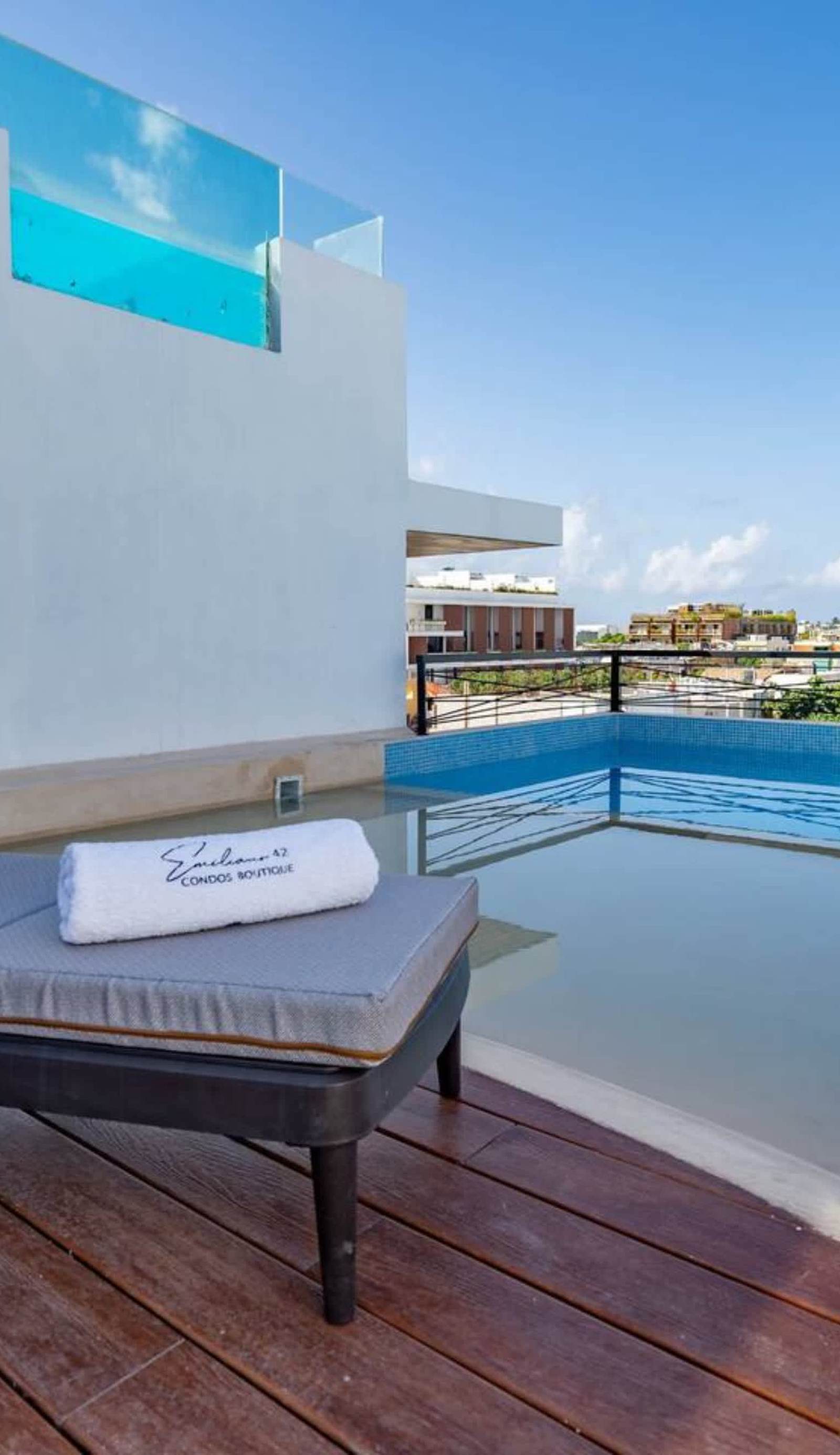 Emiliano 42 Condos Boutique