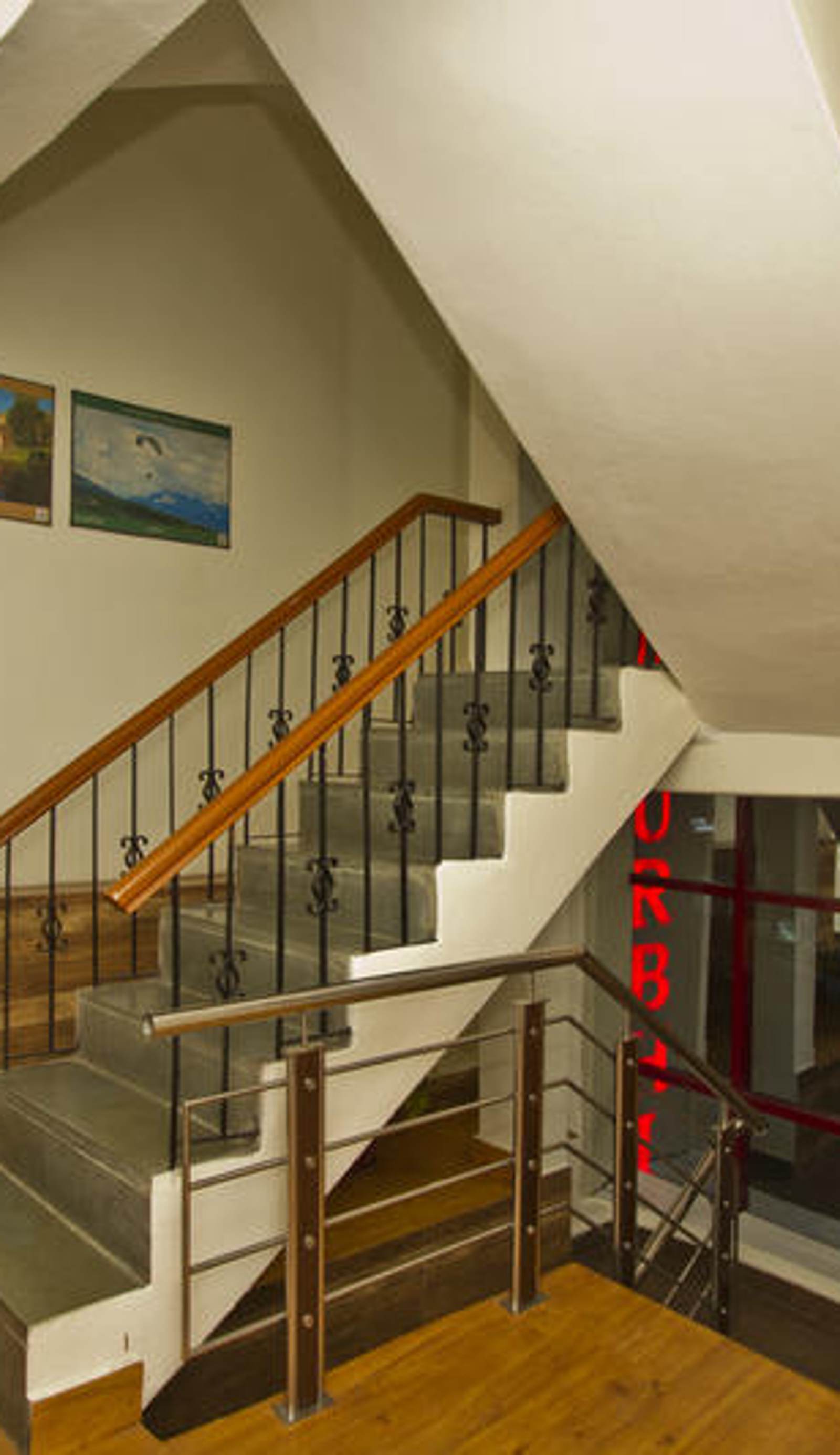 Surbhi Guest House