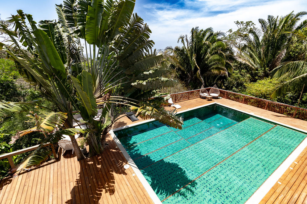 Maitri Roatan