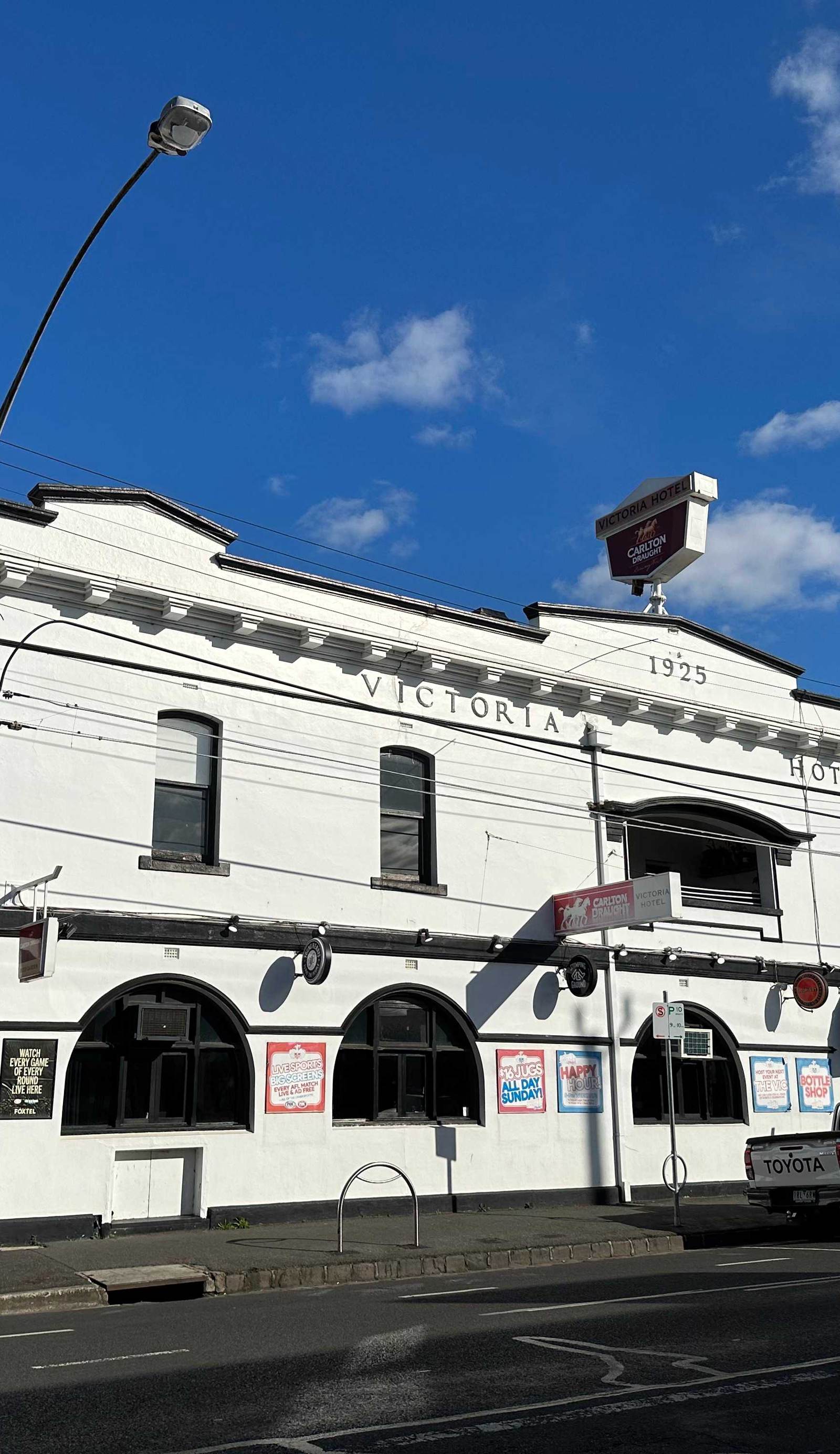 Victoria Hotel Backpackers