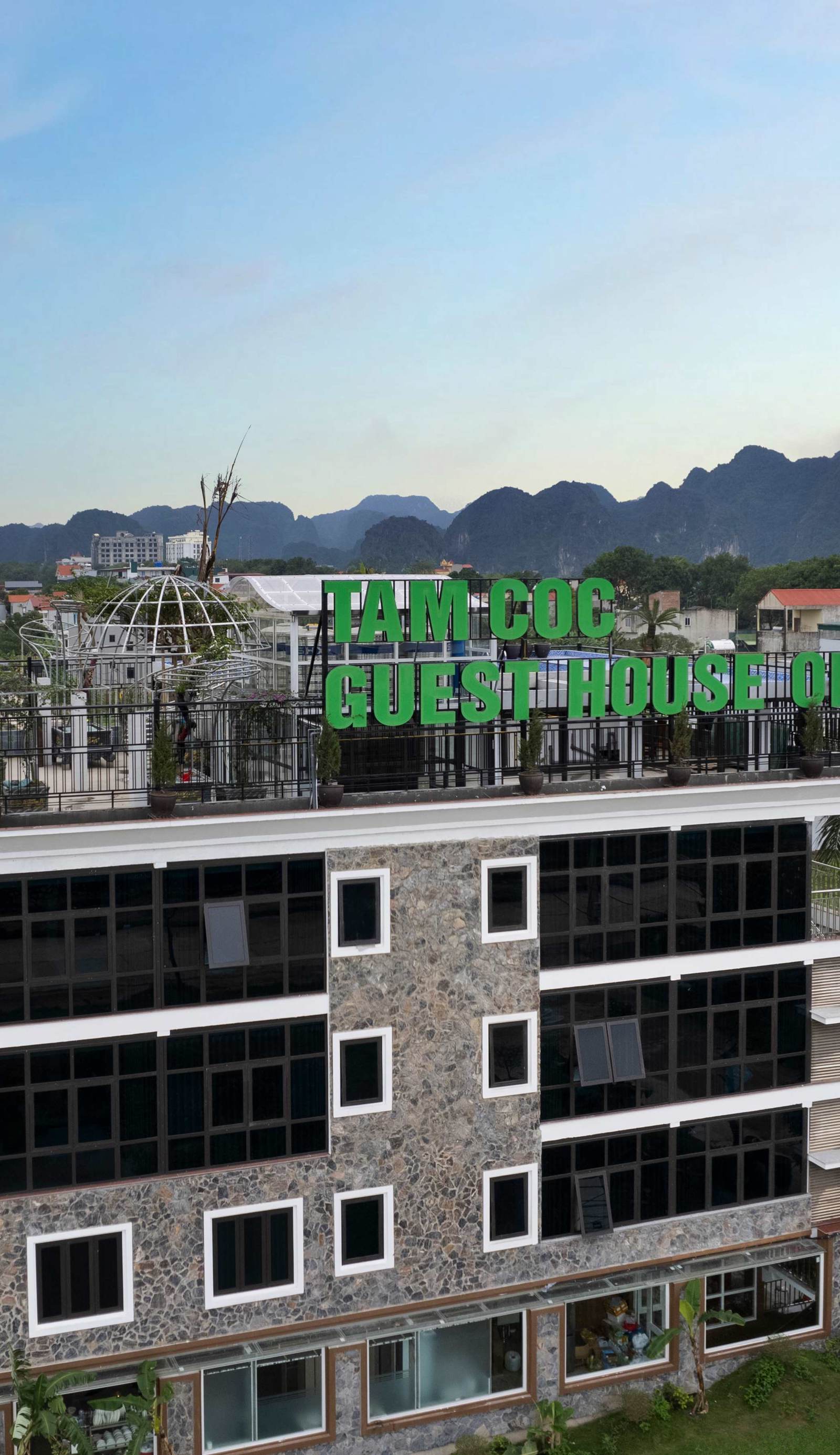 Tam Coc Guest House One and Hotel Ninh Binh