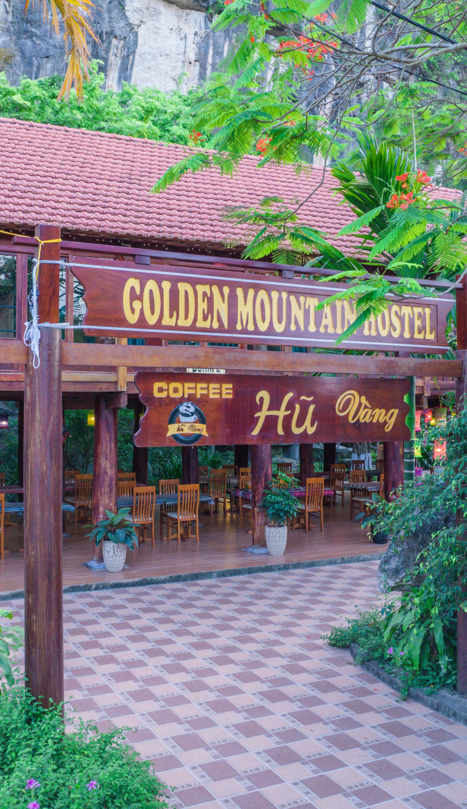 Golden Mountain Hostel