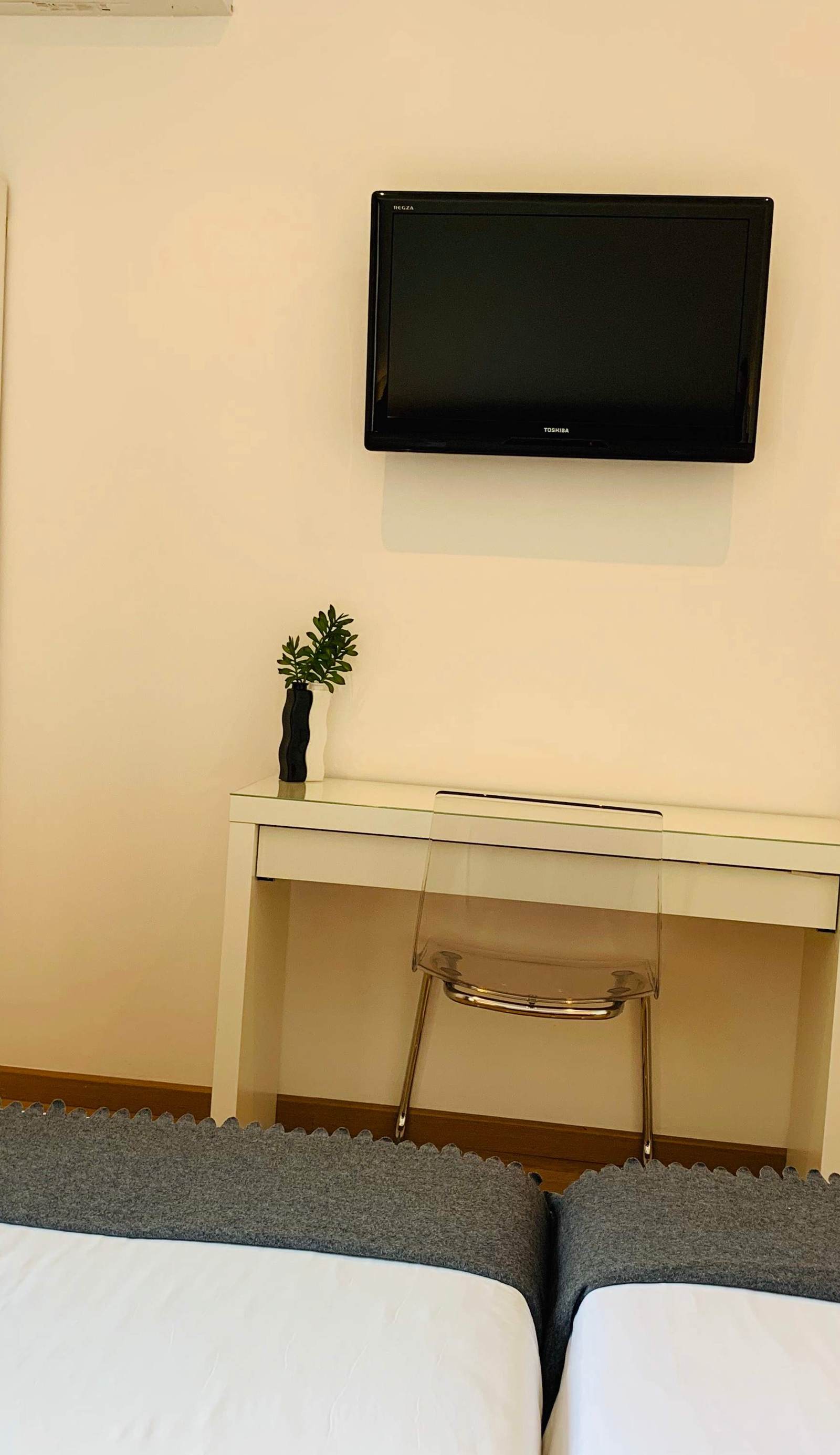 Super Balmes Guest House