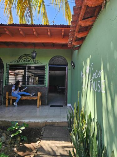 Coco House Leon