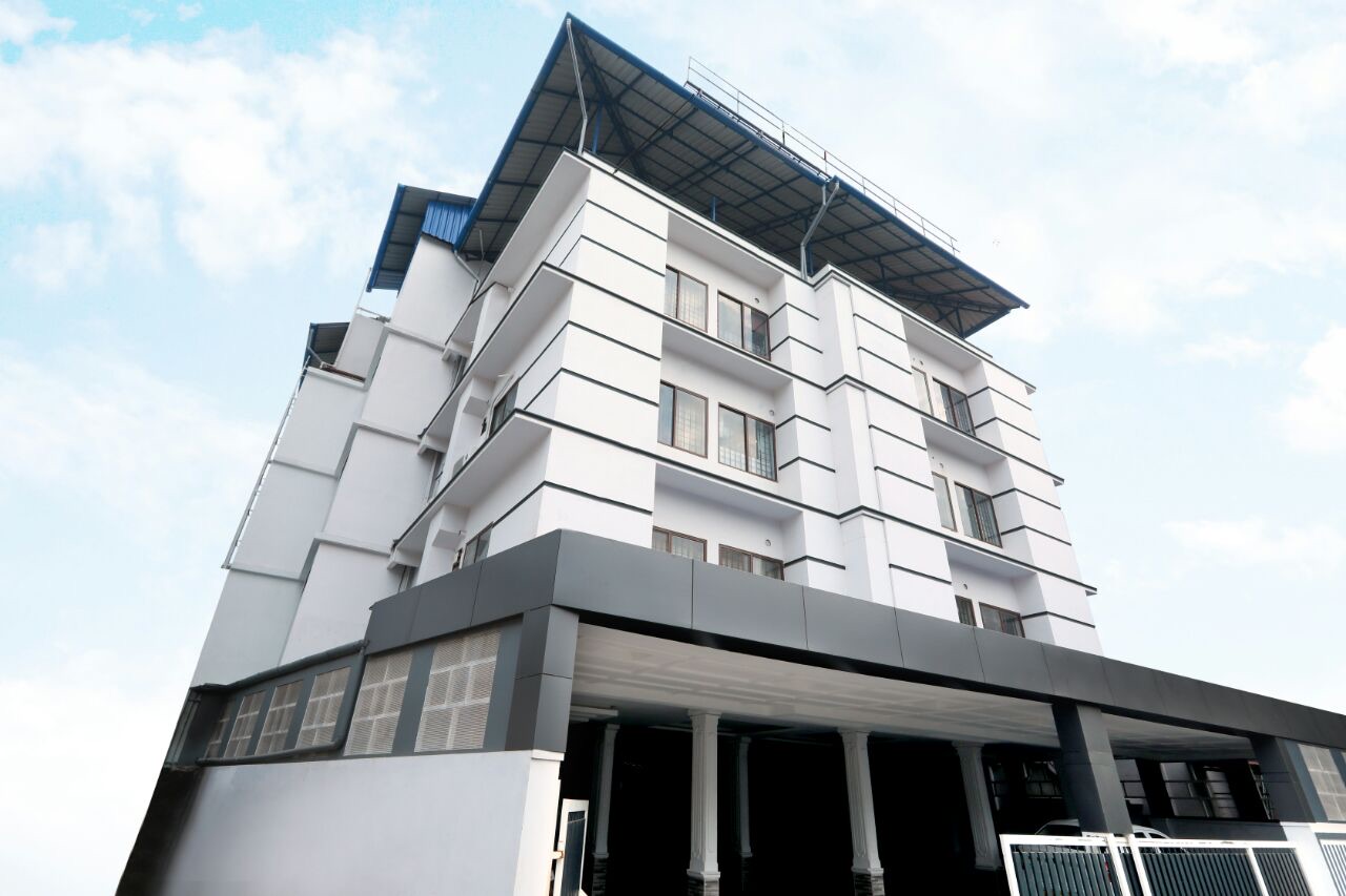 Shalom Residency