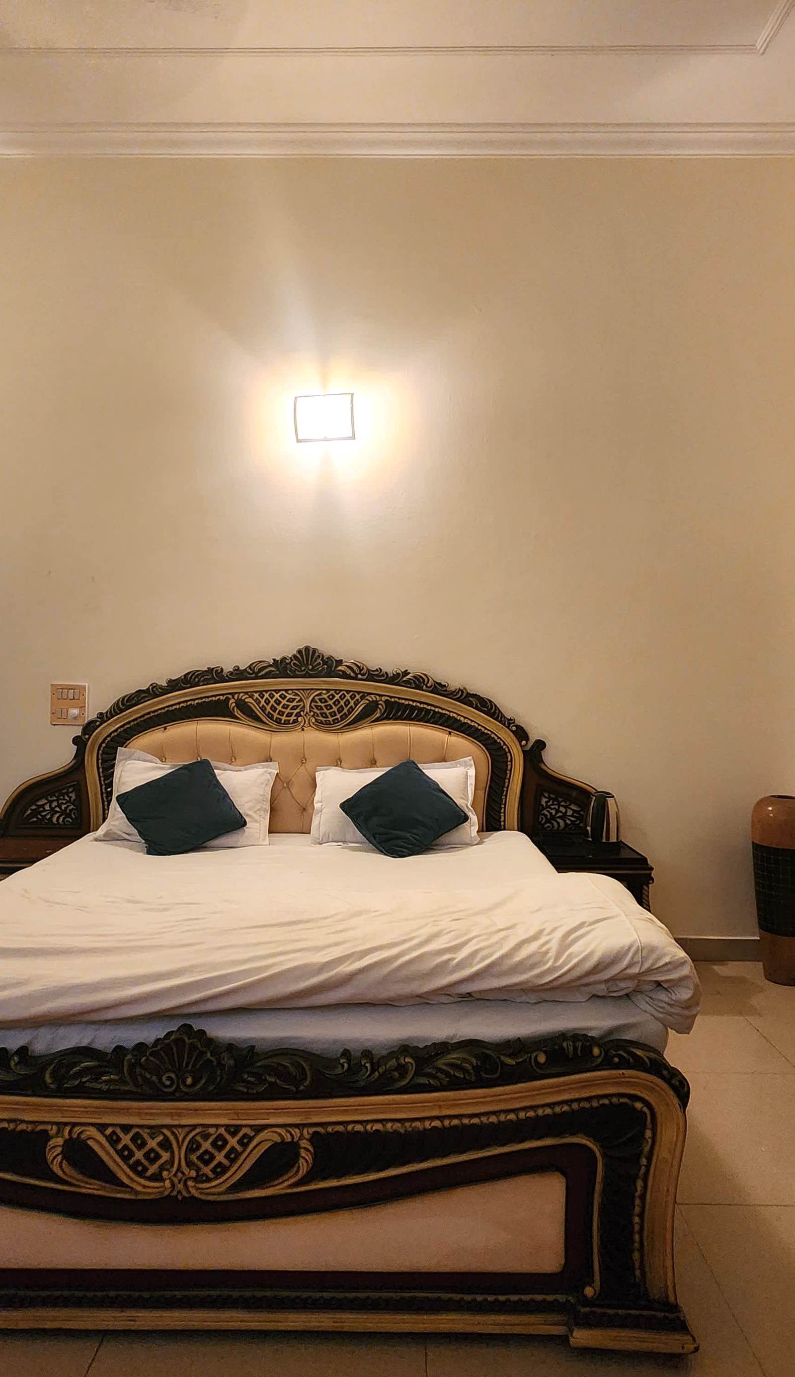 Hotel The Own Stay