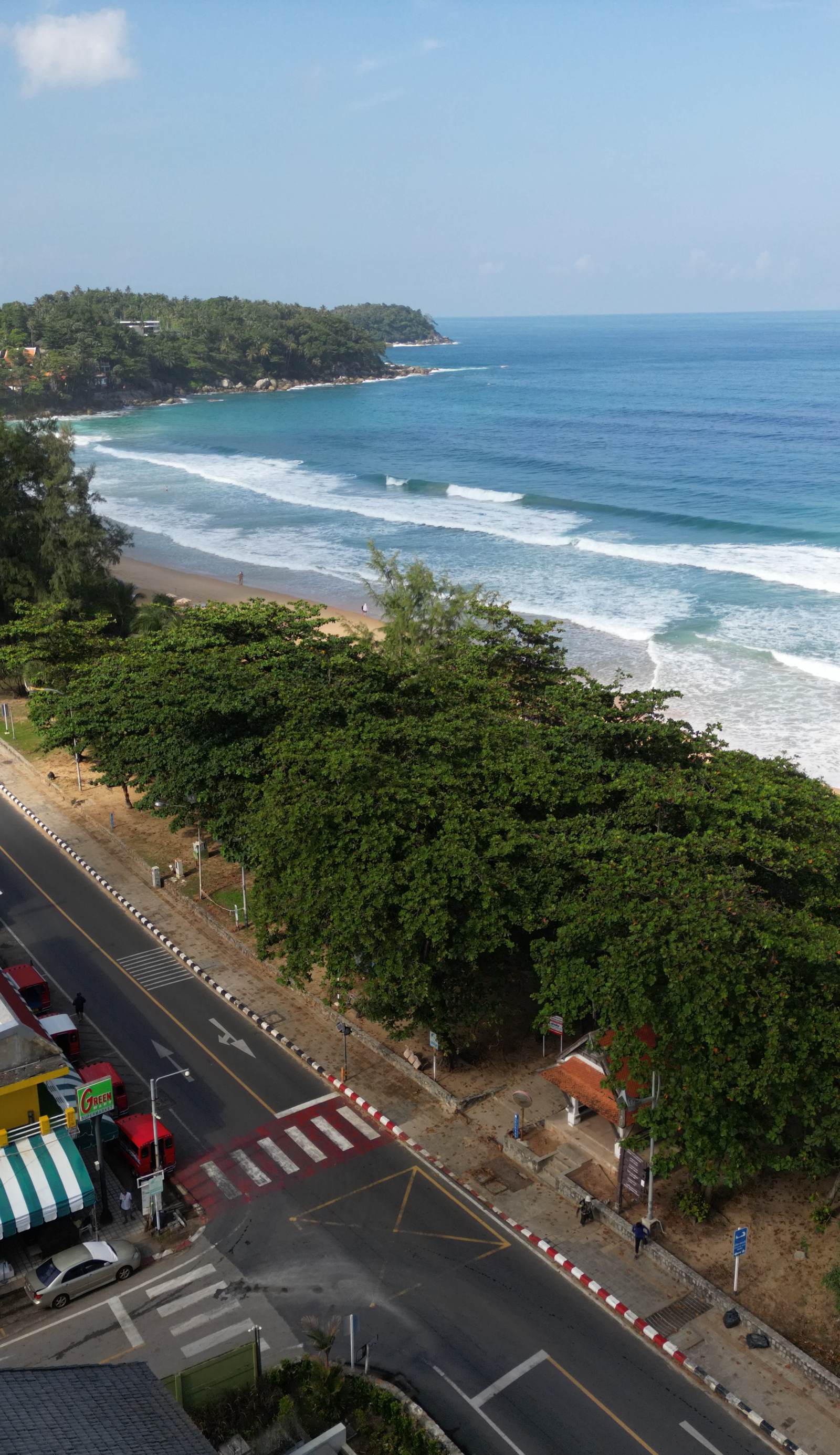 Bed & Beach Hostel Karon