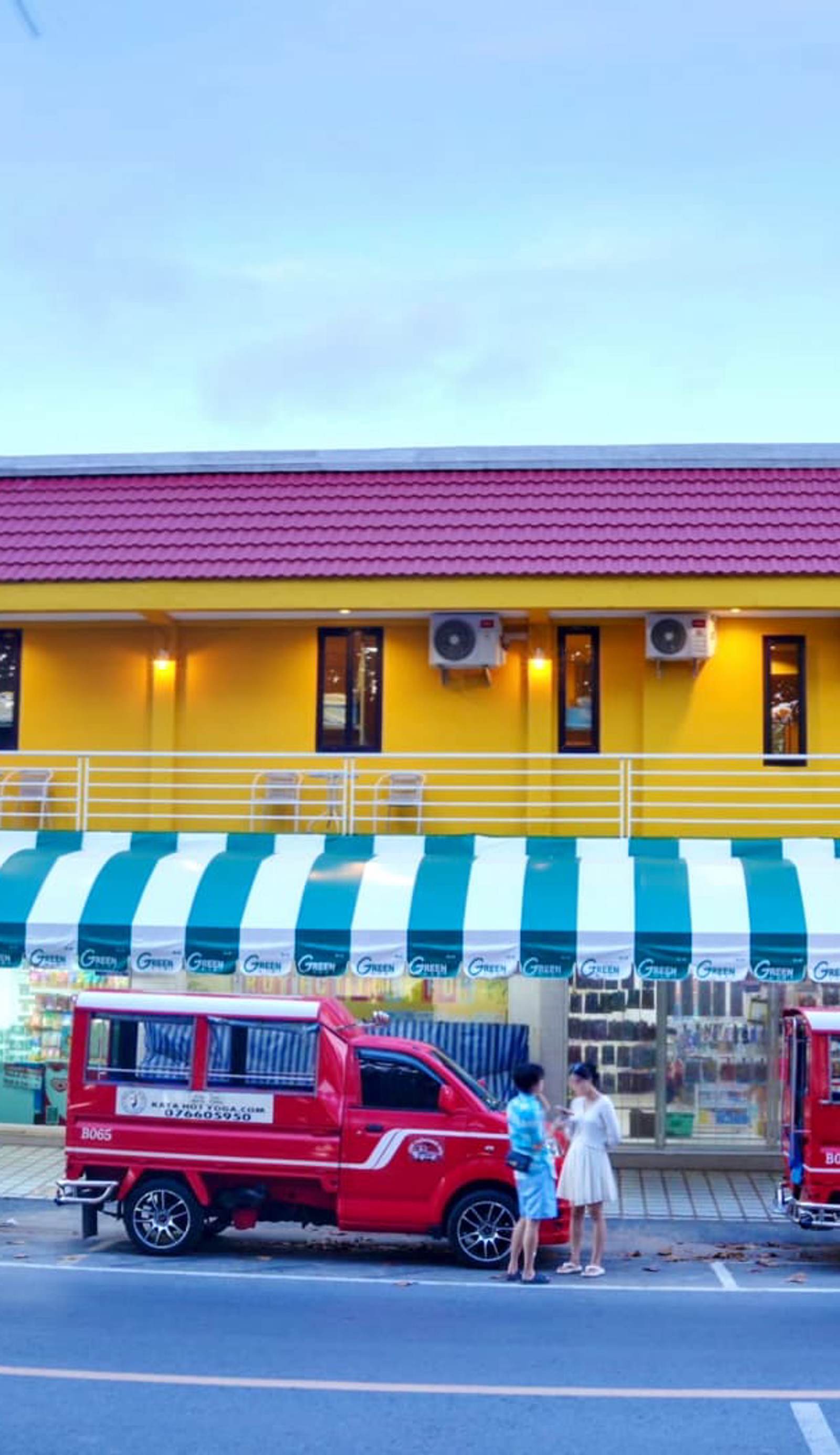 Bed & Beach Hostel Karon