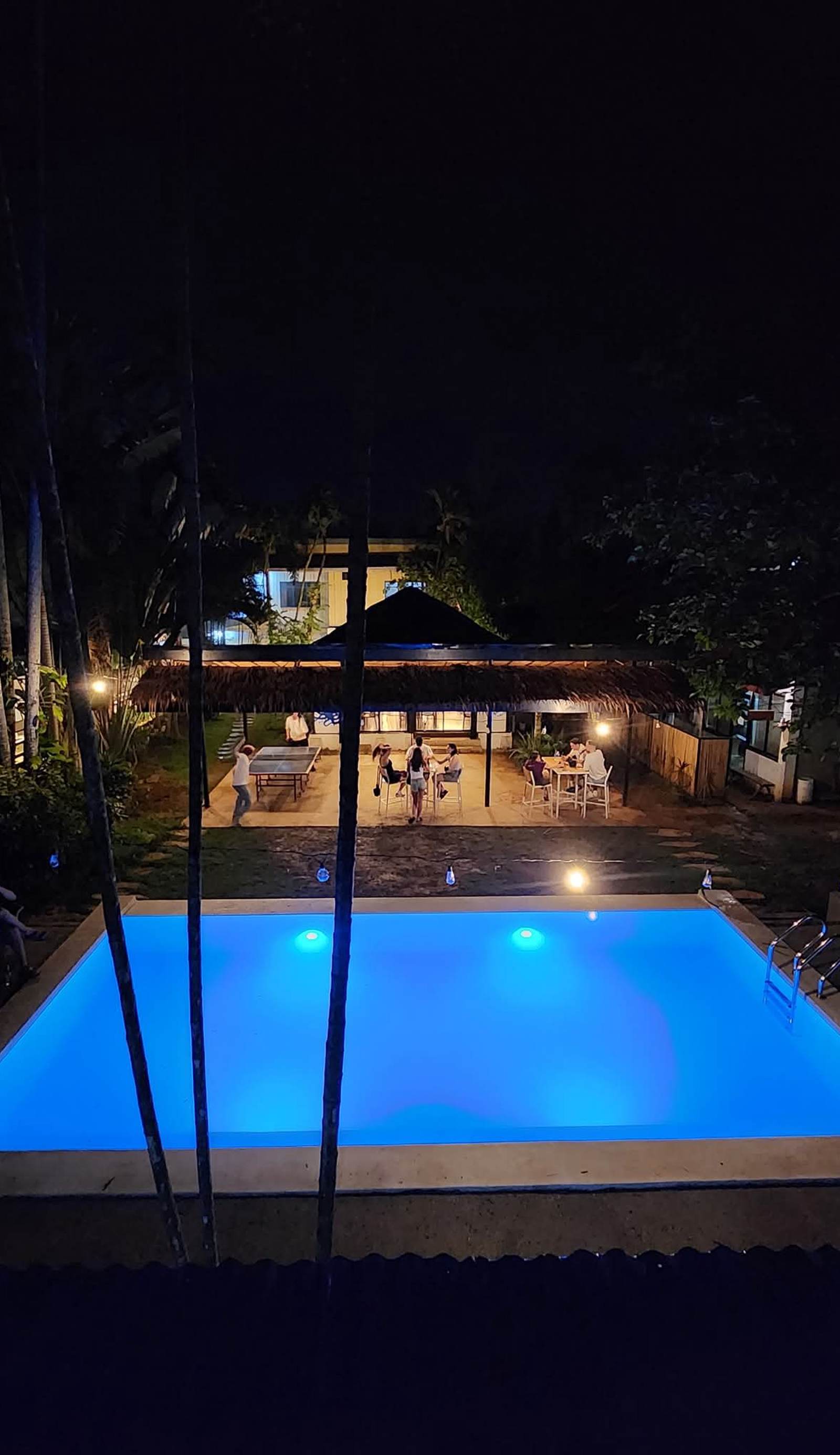 Reef Hostel