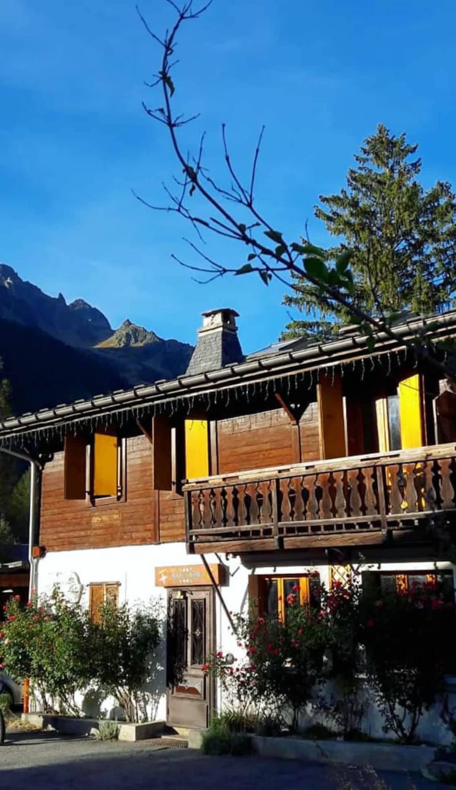 Chalet-Gite Chamoniard Volant Hostel Chamonix
