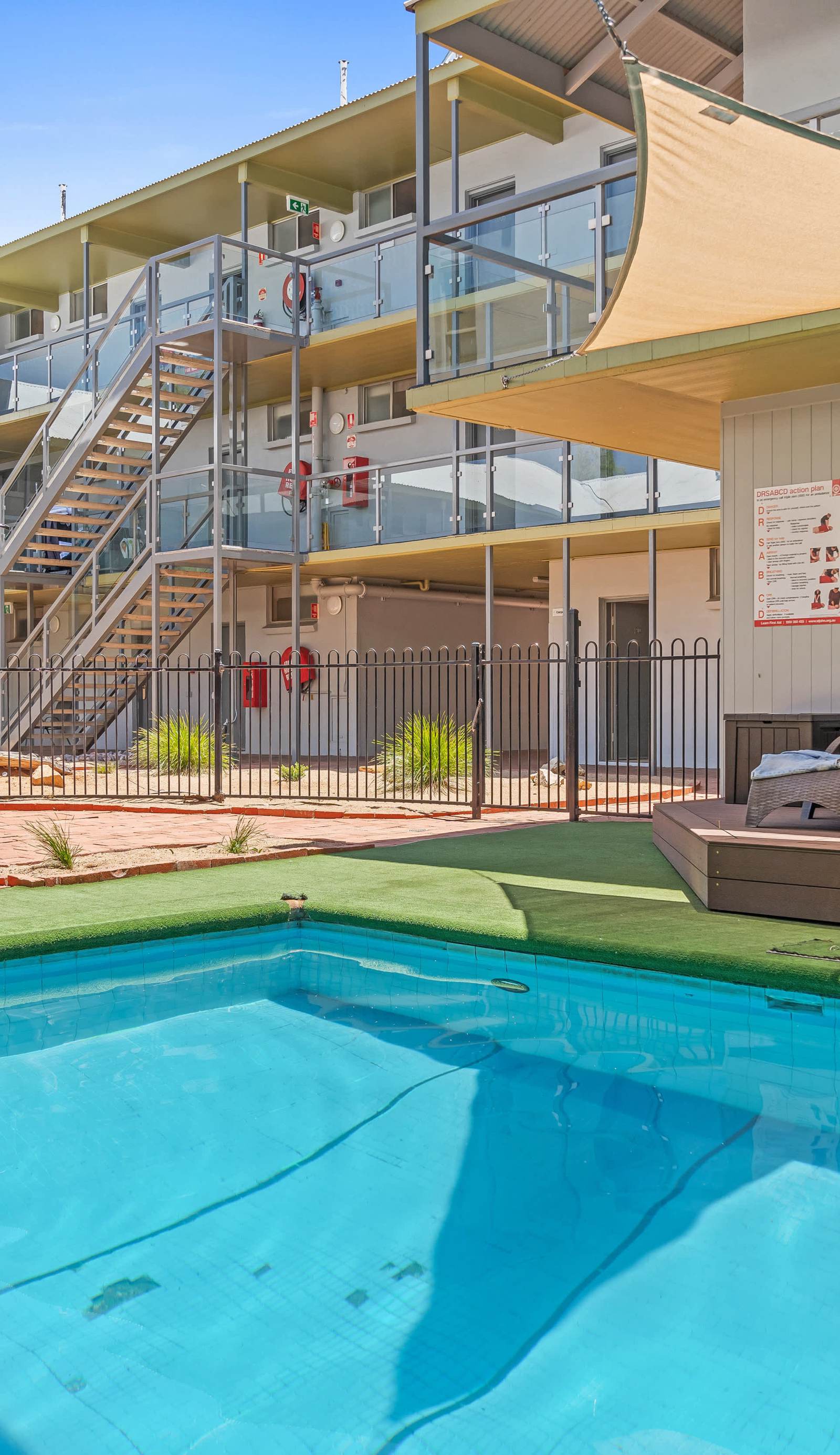 Stay at Alice Springs Hotel