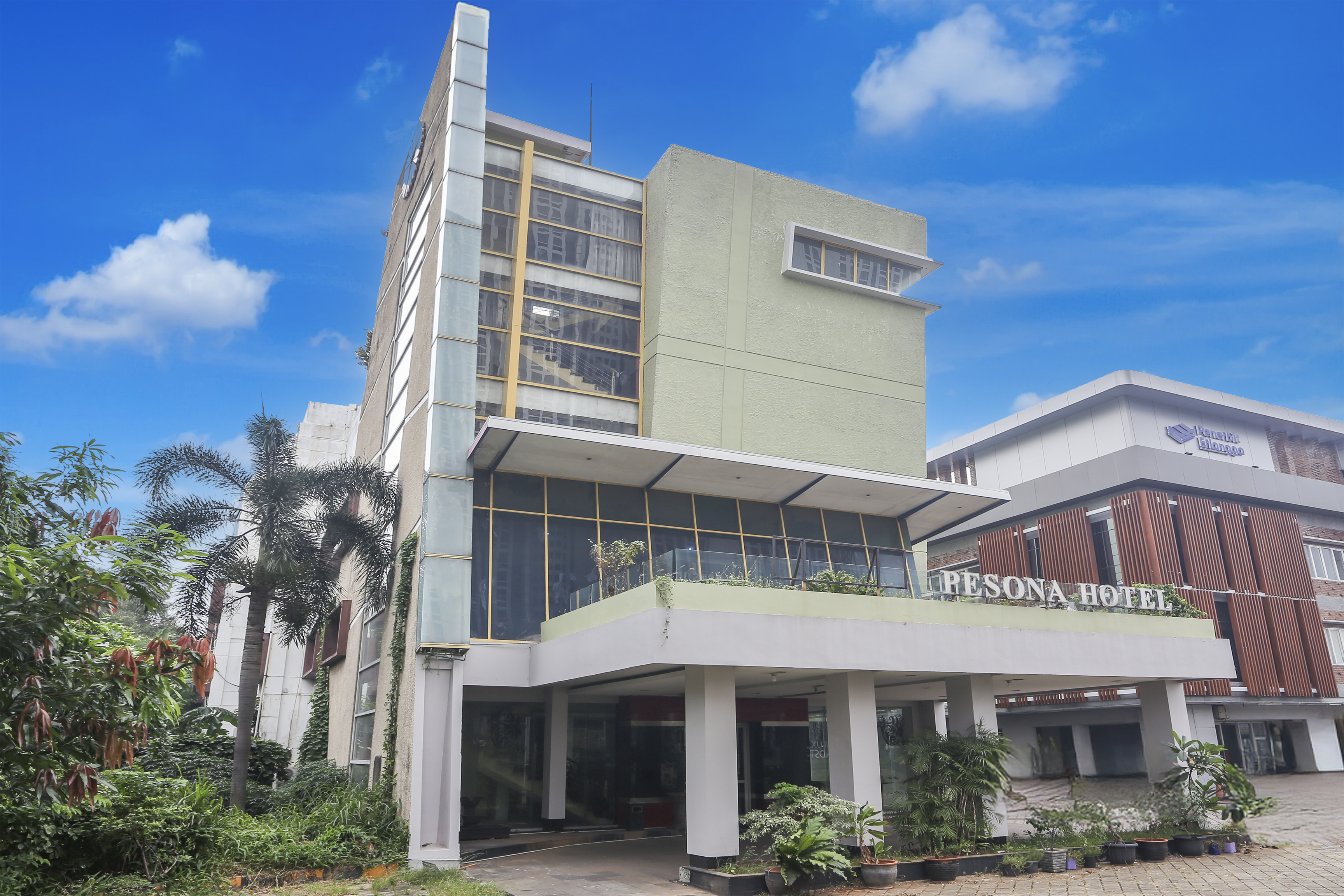Collection O Cikarang Near Pollux Mall