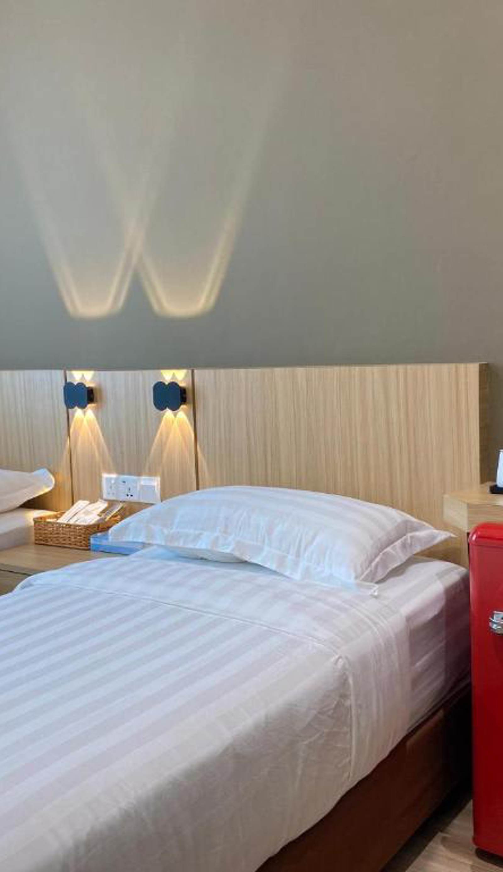 Kaia Suite