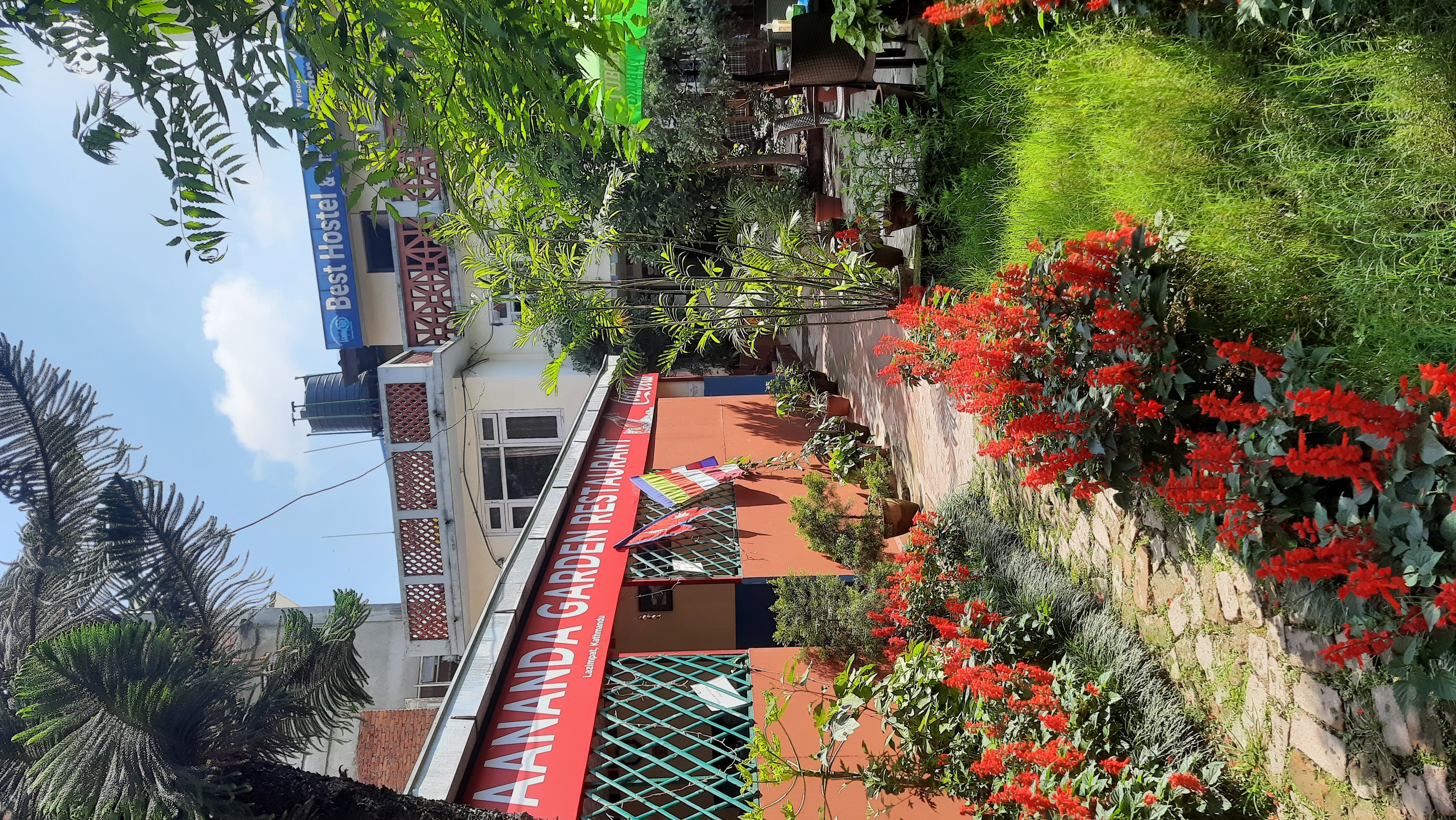 Best Hostel&Ananda Garden Restaurant