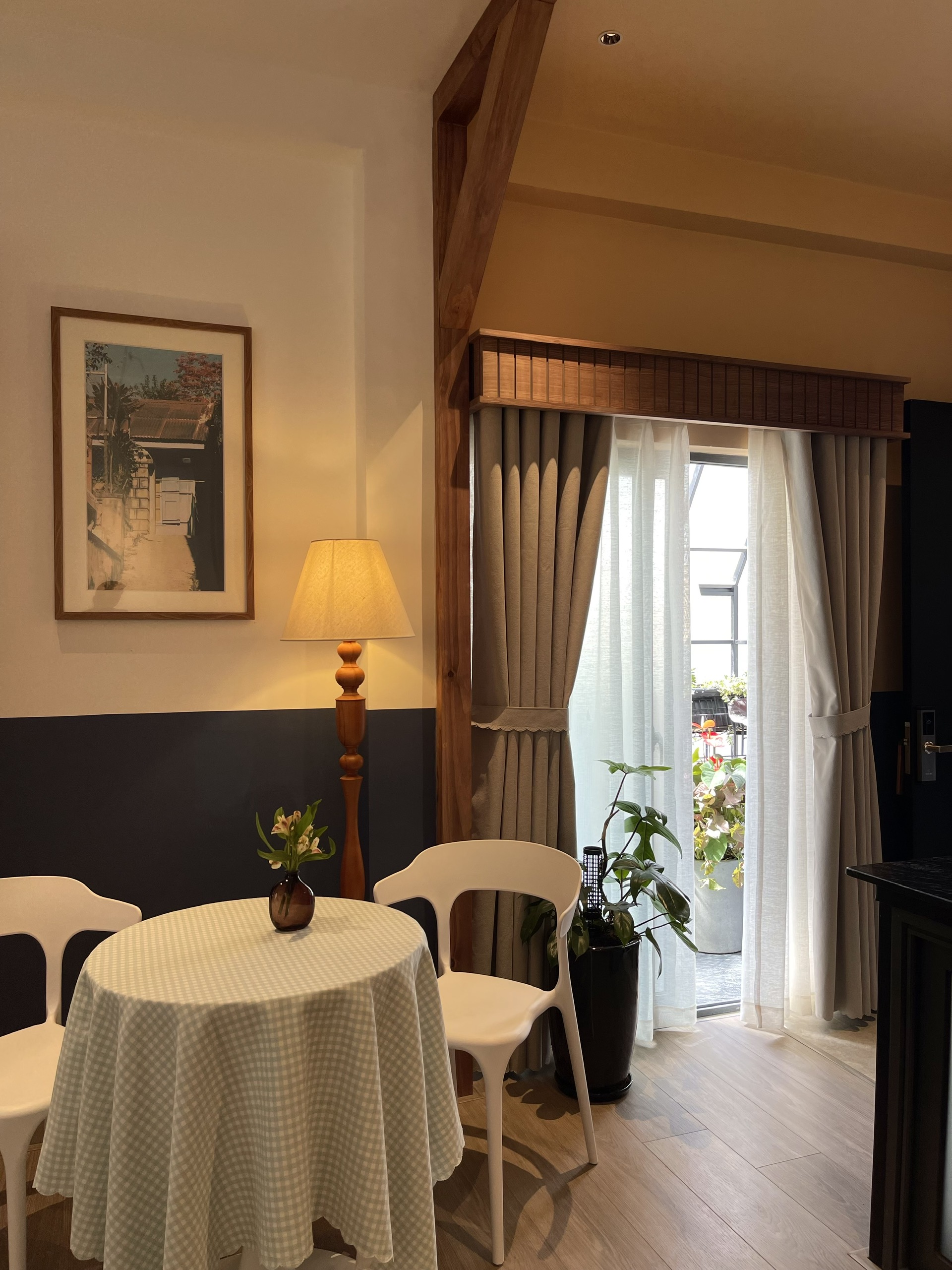 The Lamp Boutique House