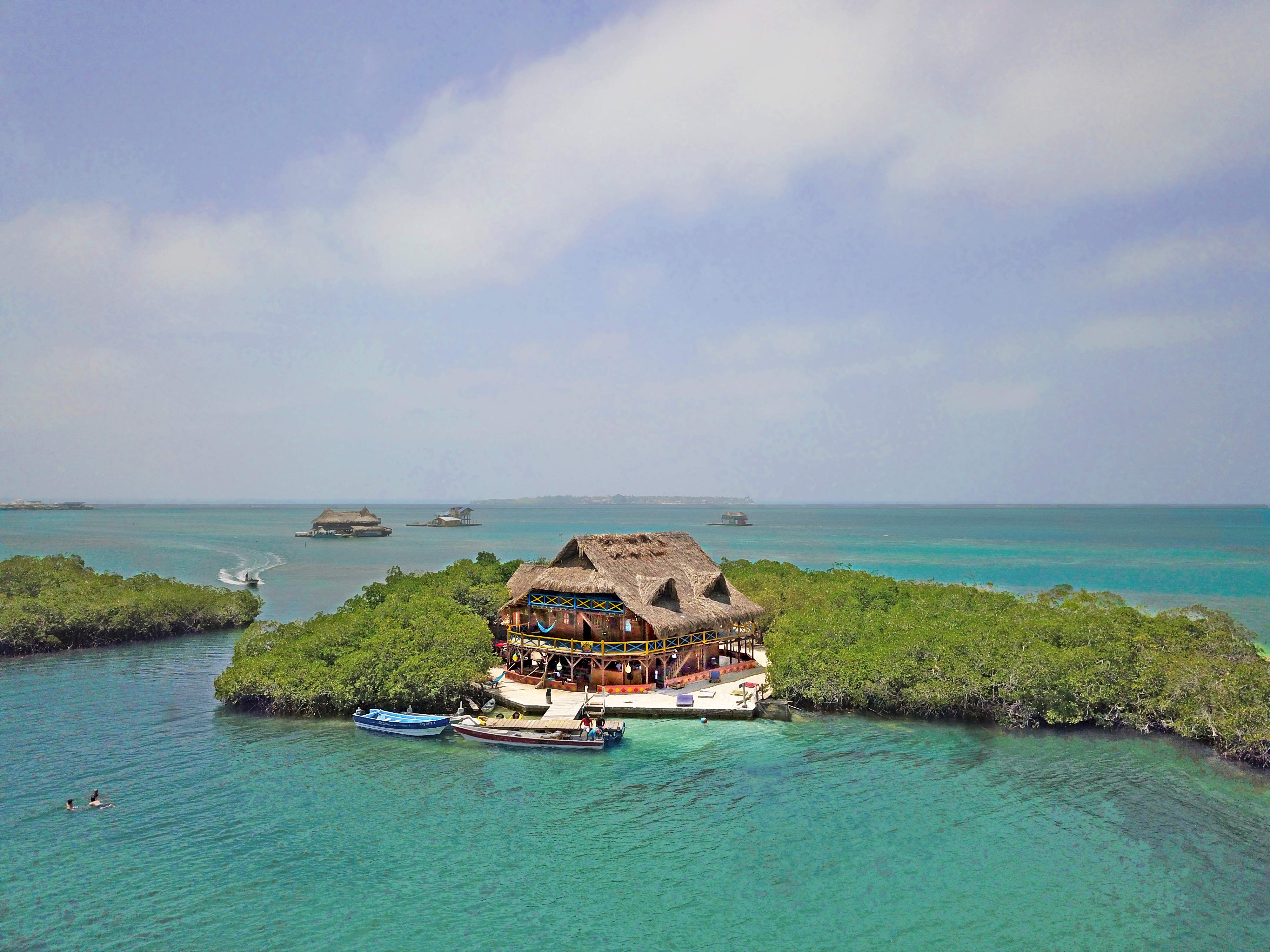 Isla Roots Hostel