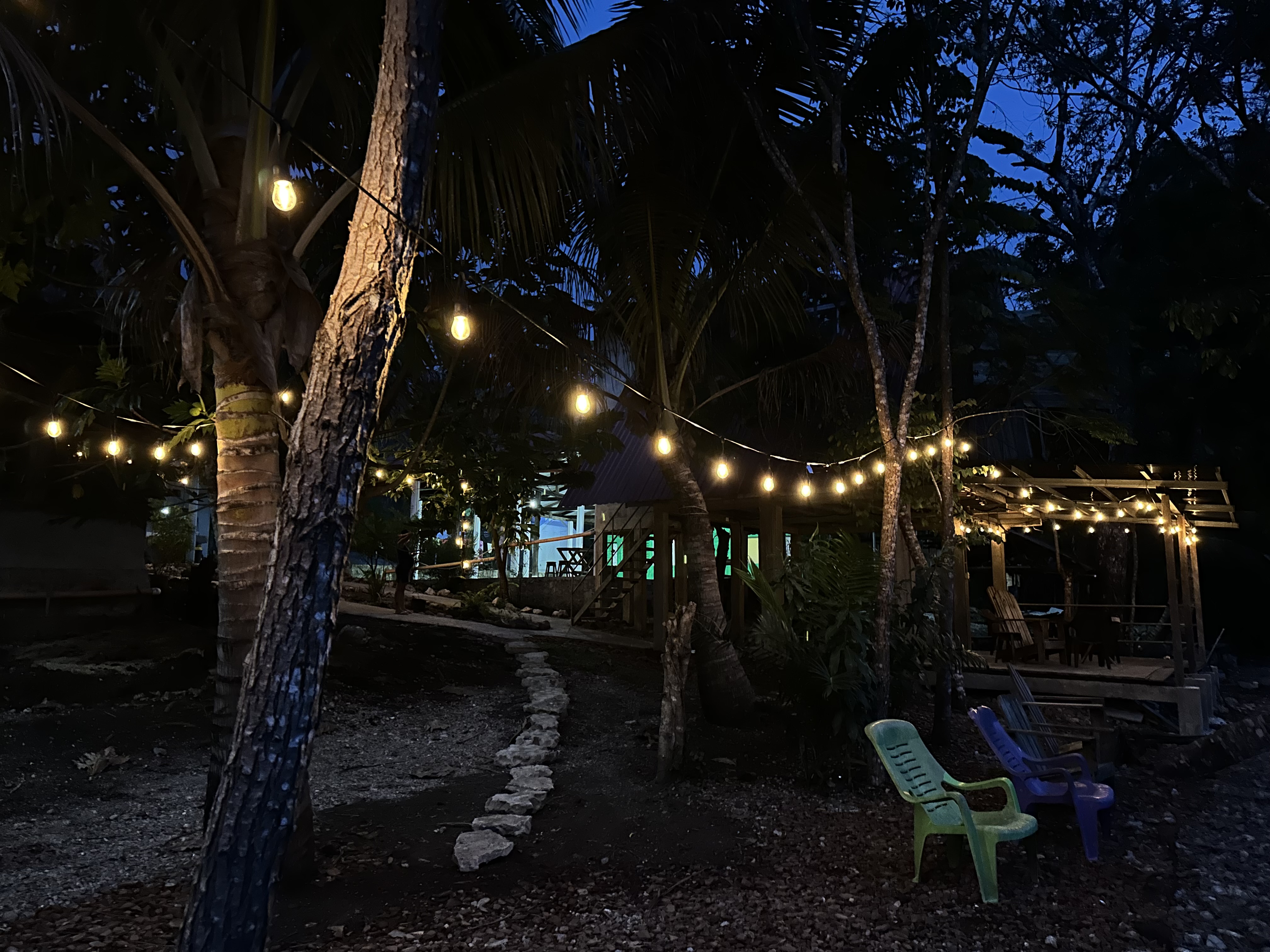 Yaxlik River Lodge