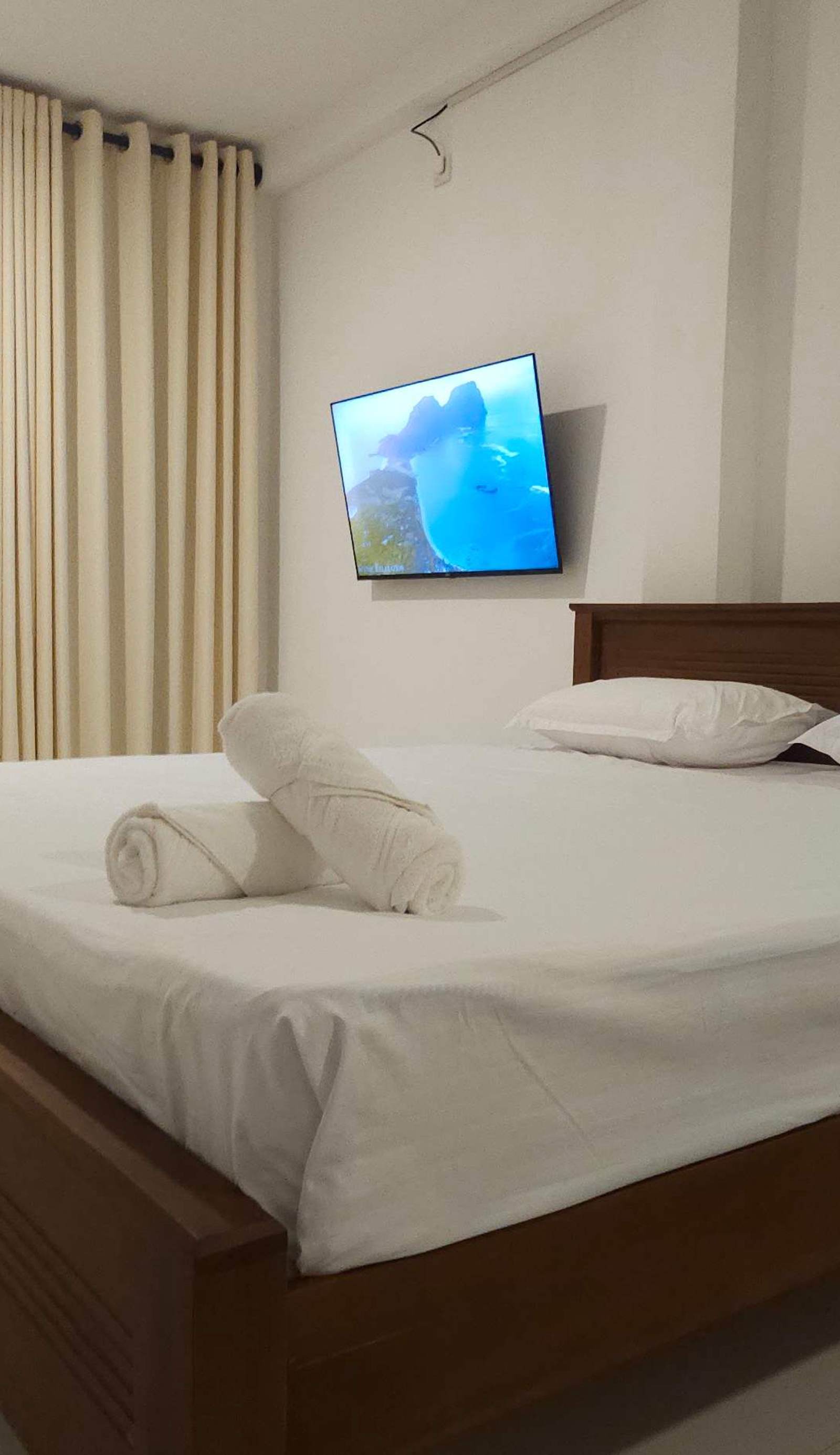 VThree Hotel