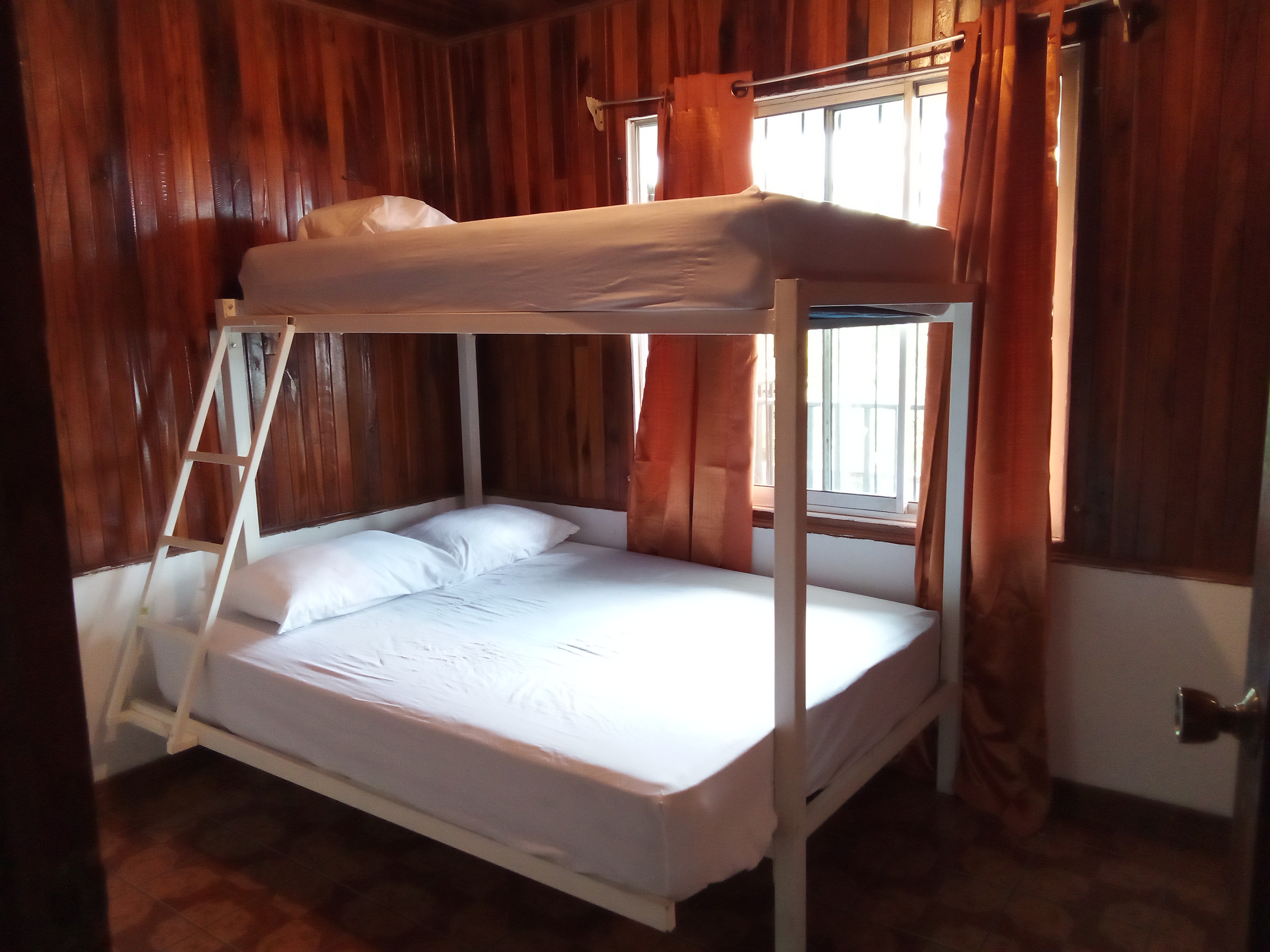 Agatha Backpackers Hostel