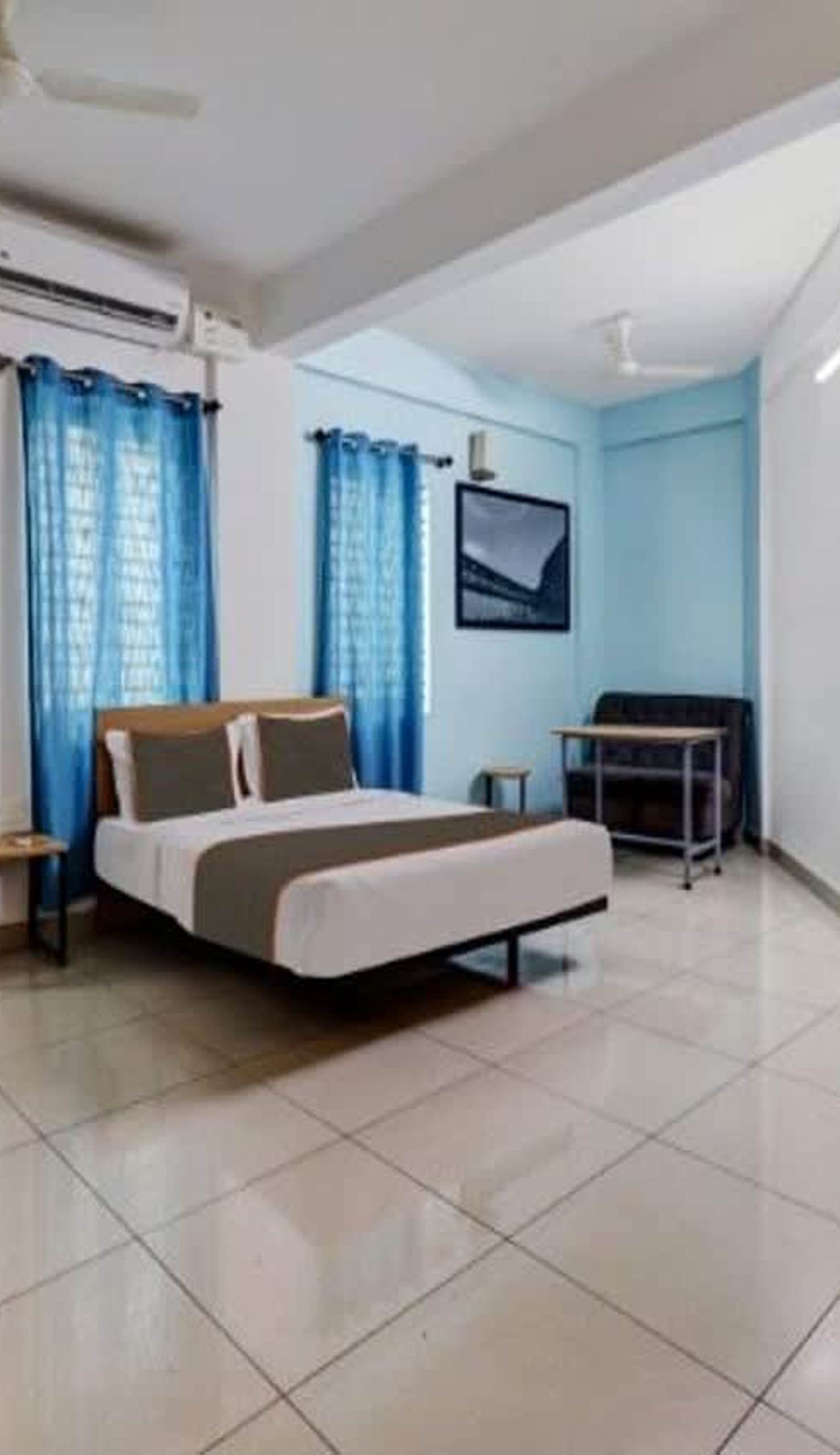 S M Suites