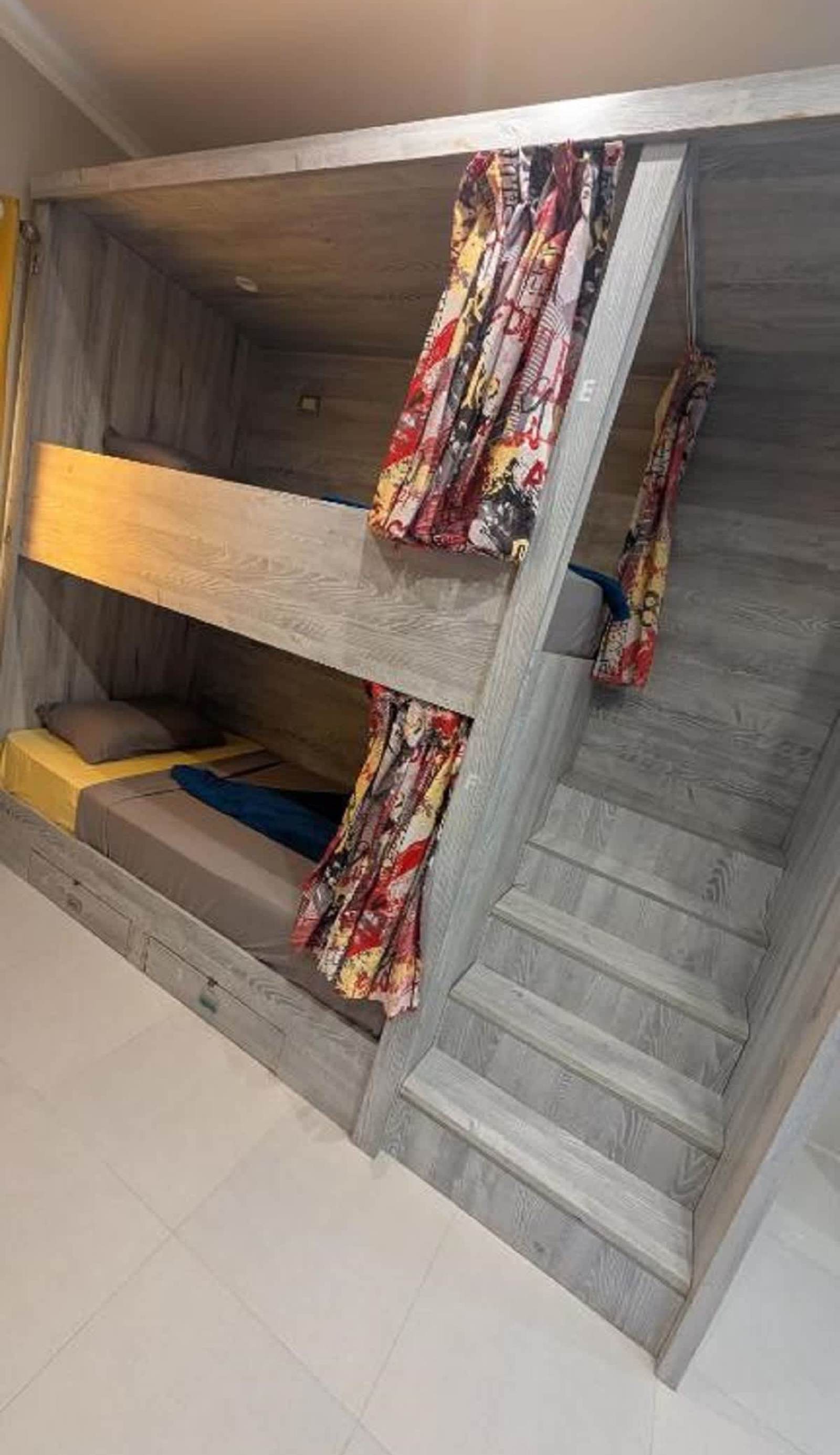 Hostify Hostel