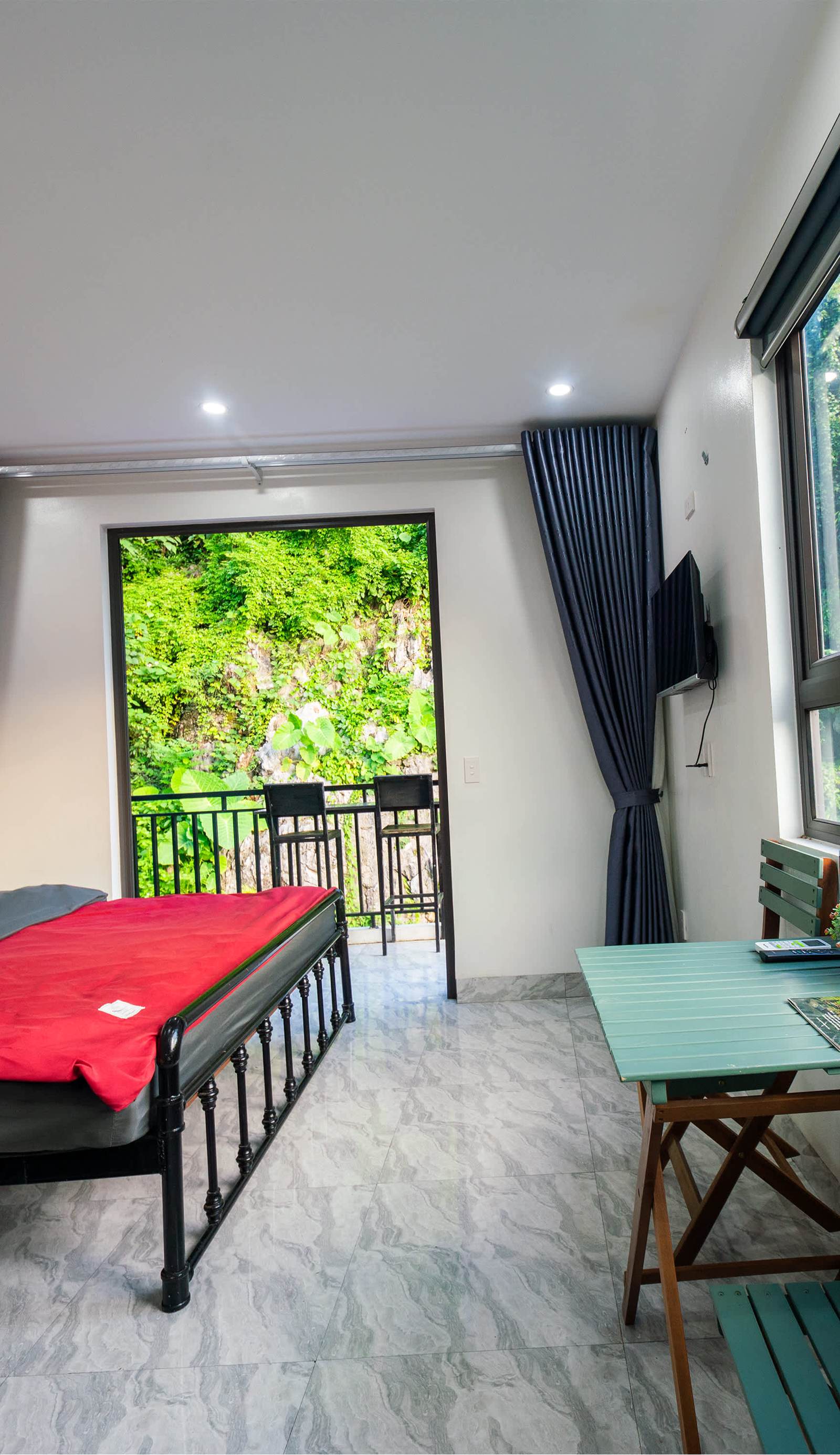 Strawberry Ha Giang Loop, Tours & Motorbike Rental
