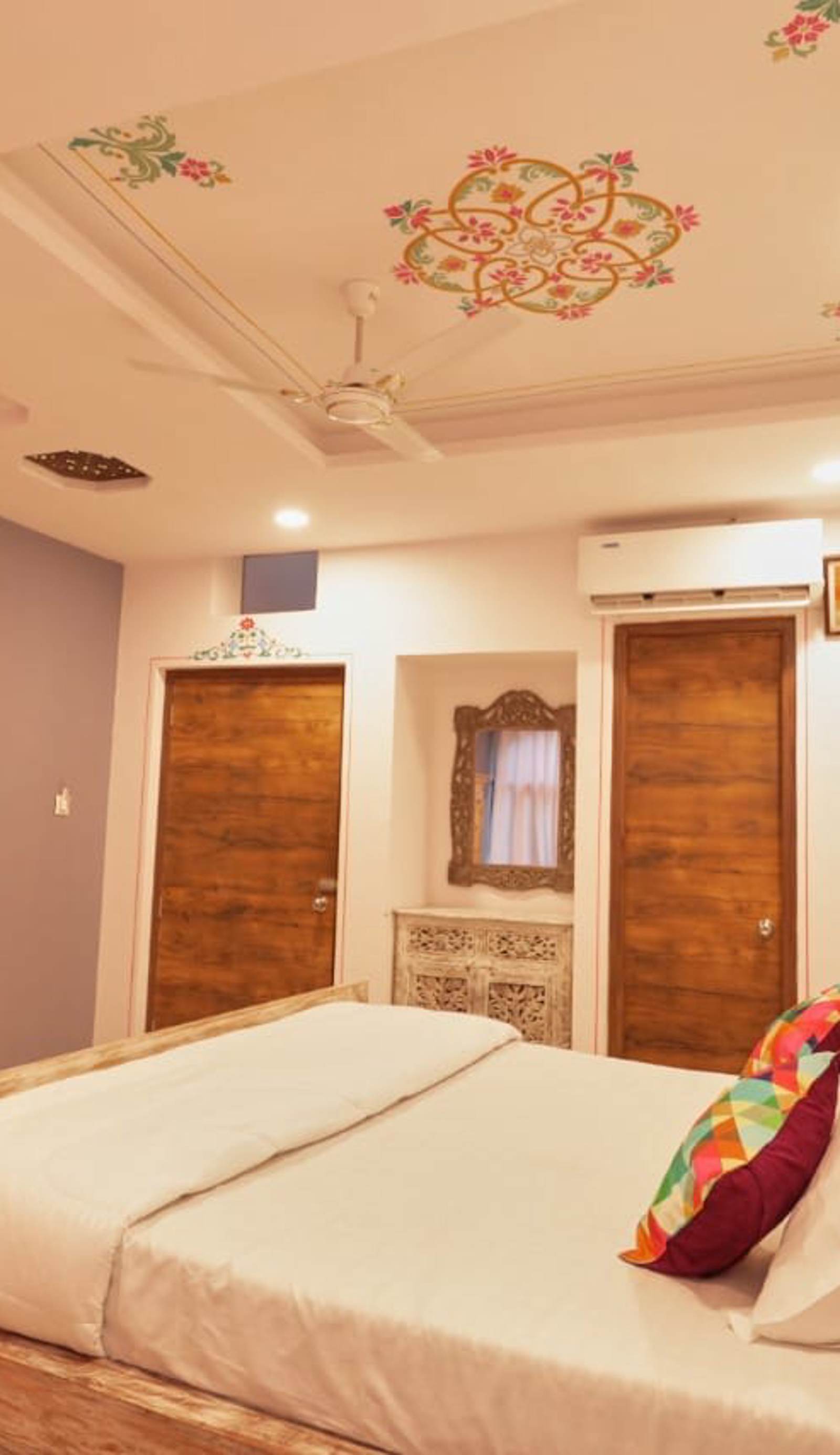 Neev Haveli