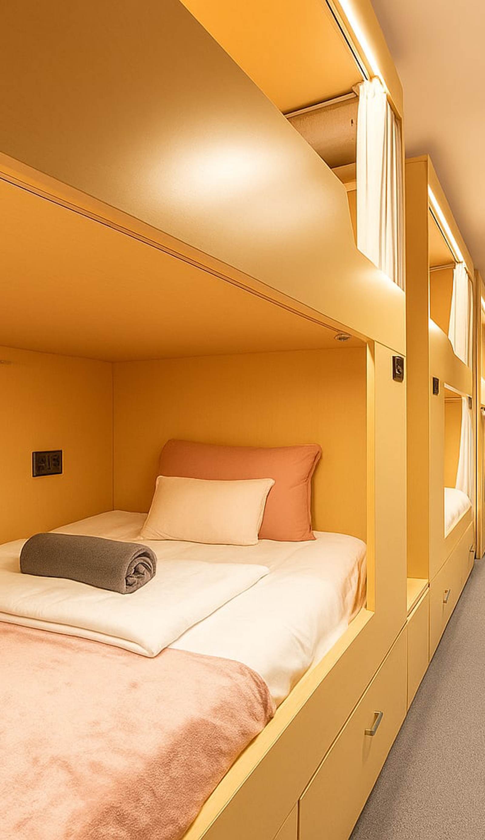 CoZzzee Hostel
