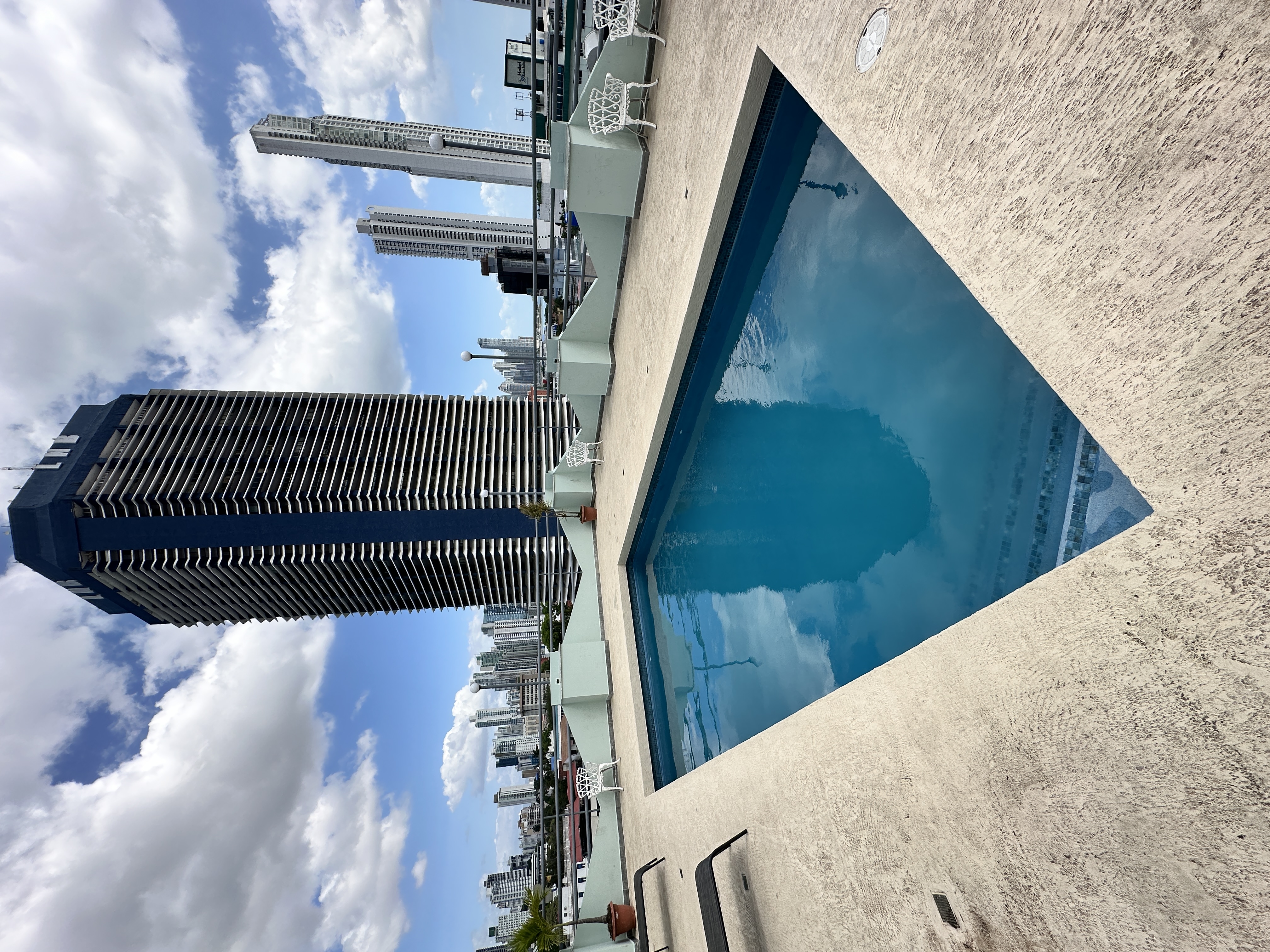 Hotel 2 Mares Panama