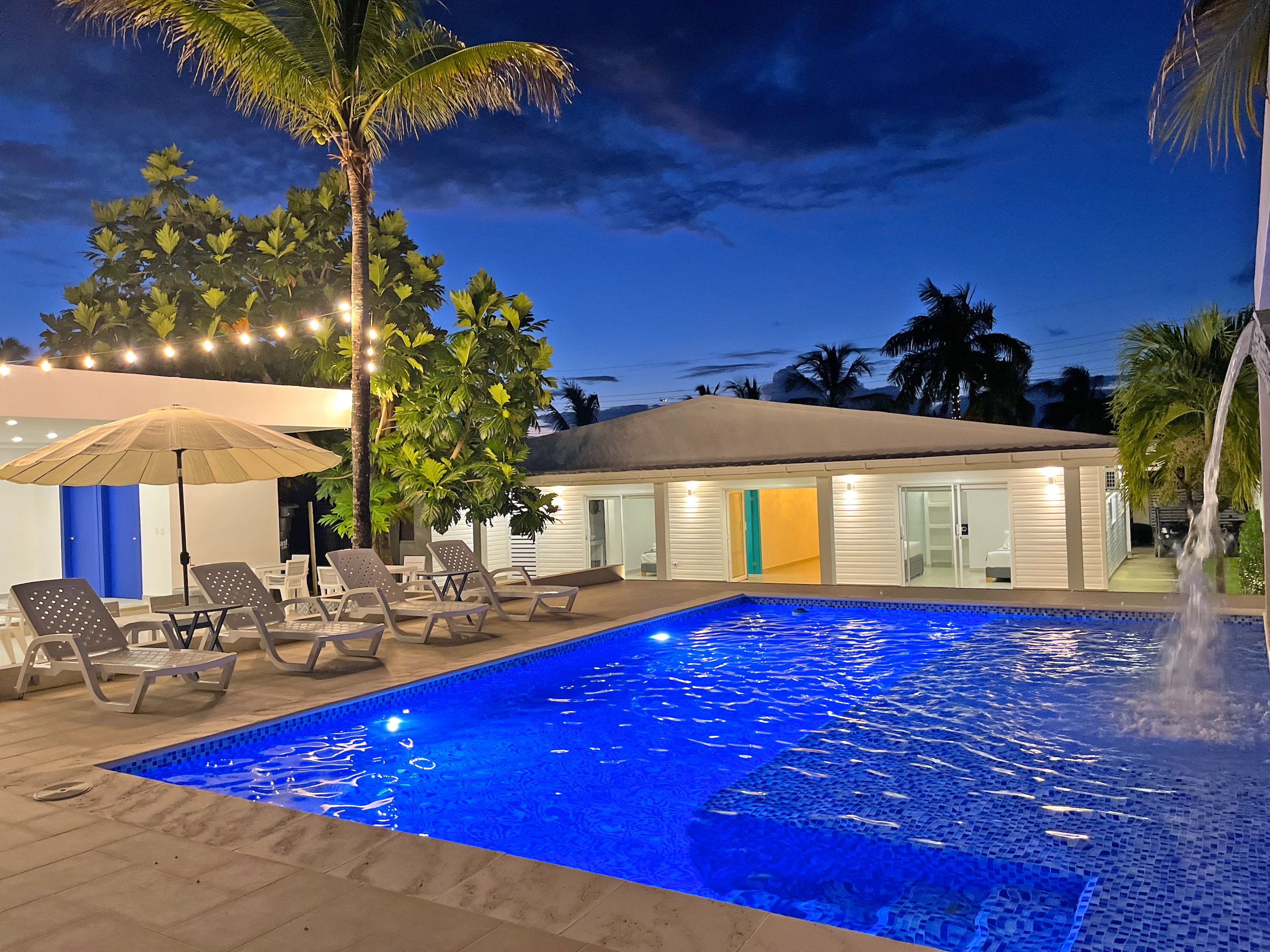 HOTEL ZABA BEACH HOUSE