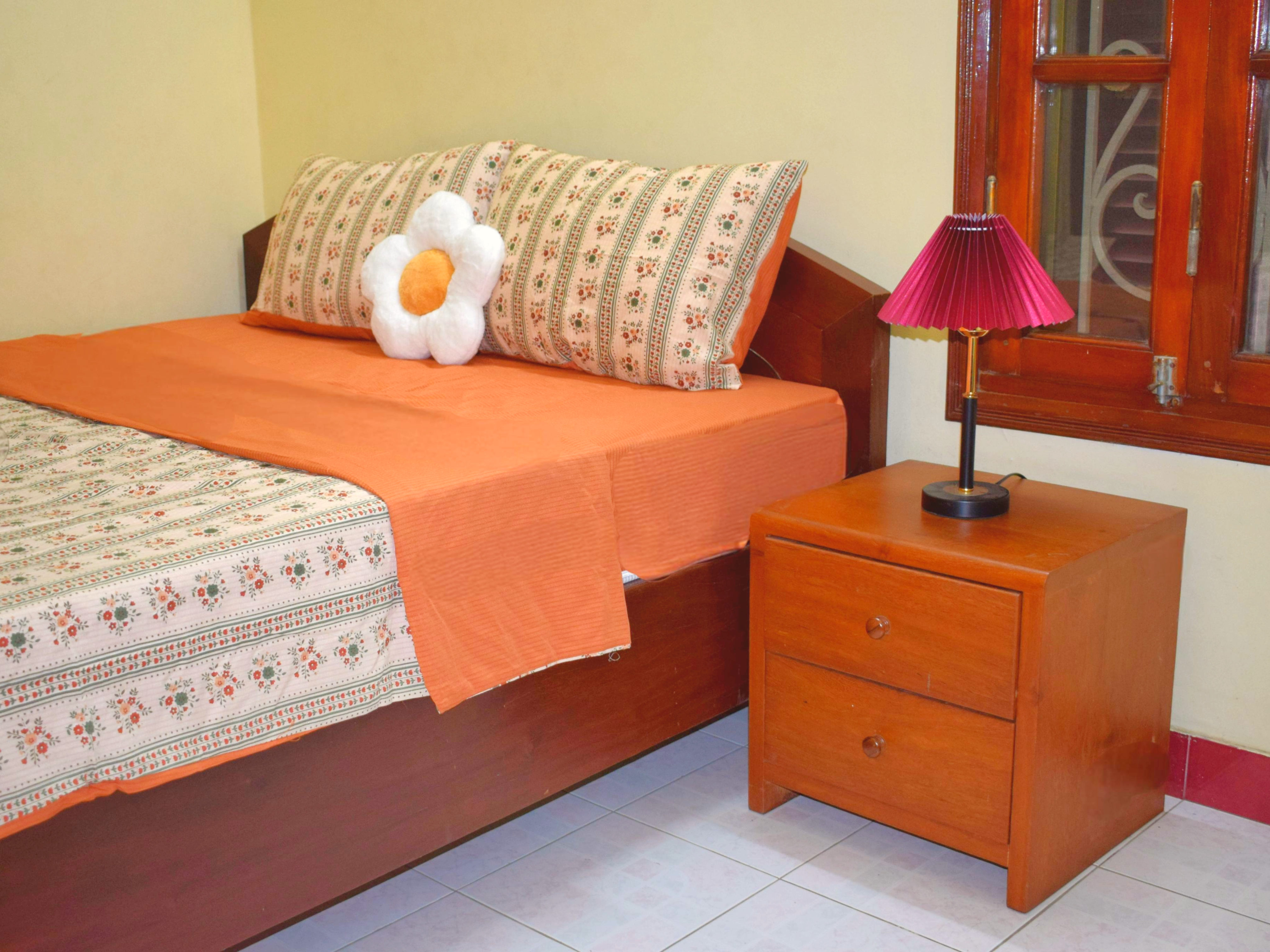 Train Street Hostel