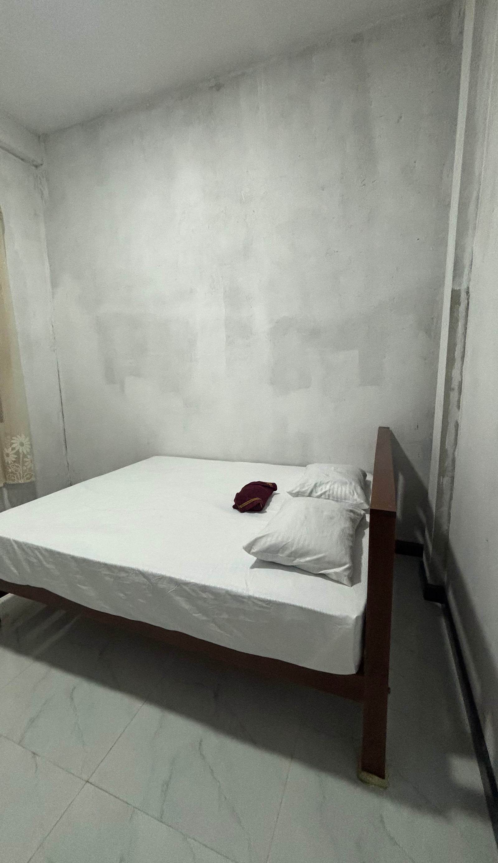 The Miracle Hostel - Hiriketiya