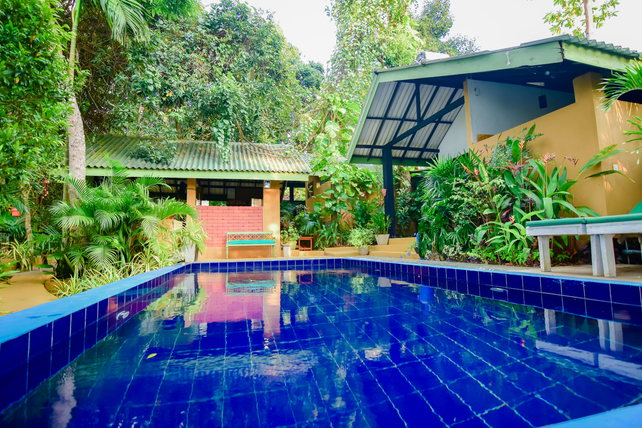 Randoni Villa
