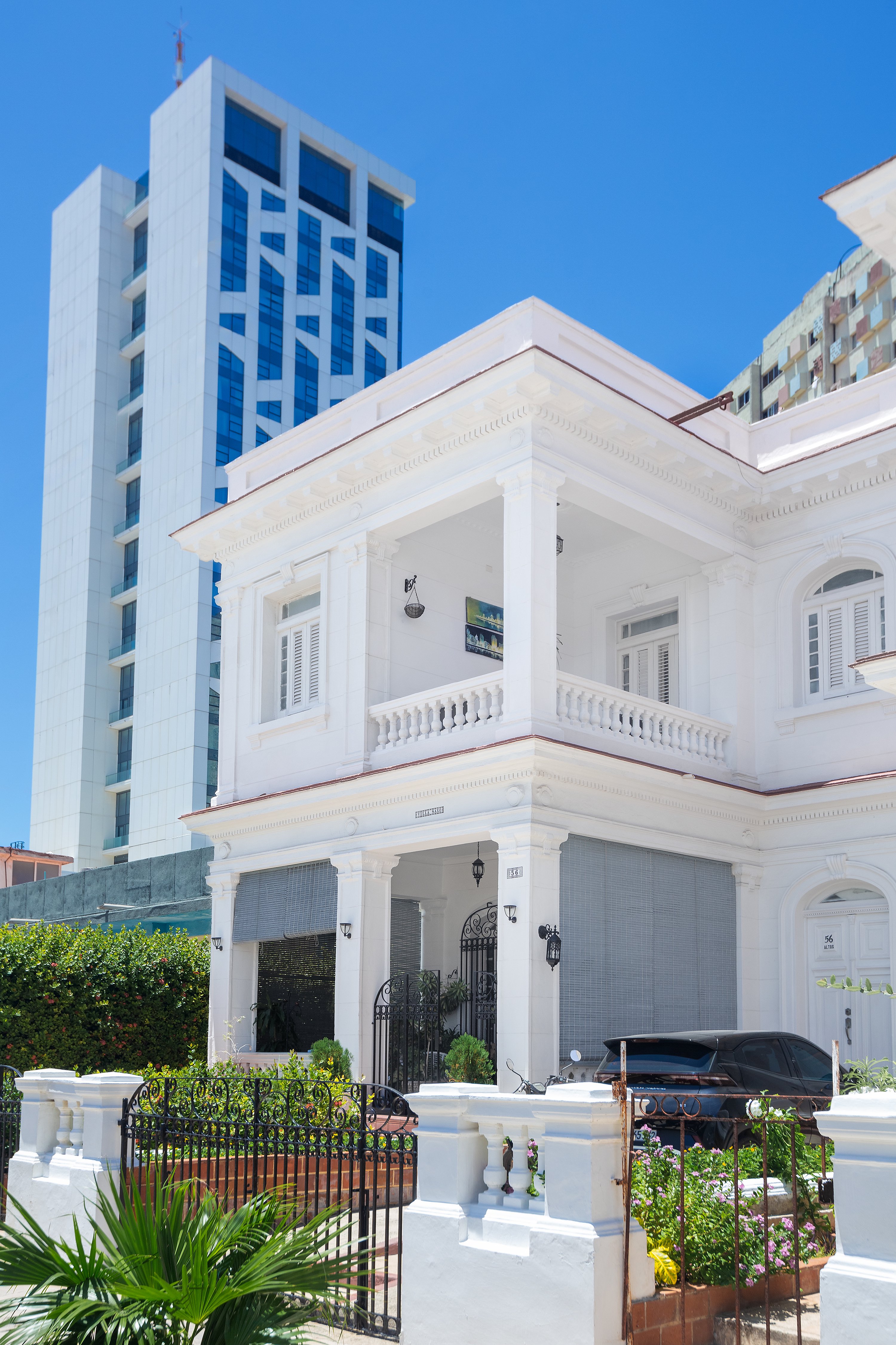 Habana Saxo House