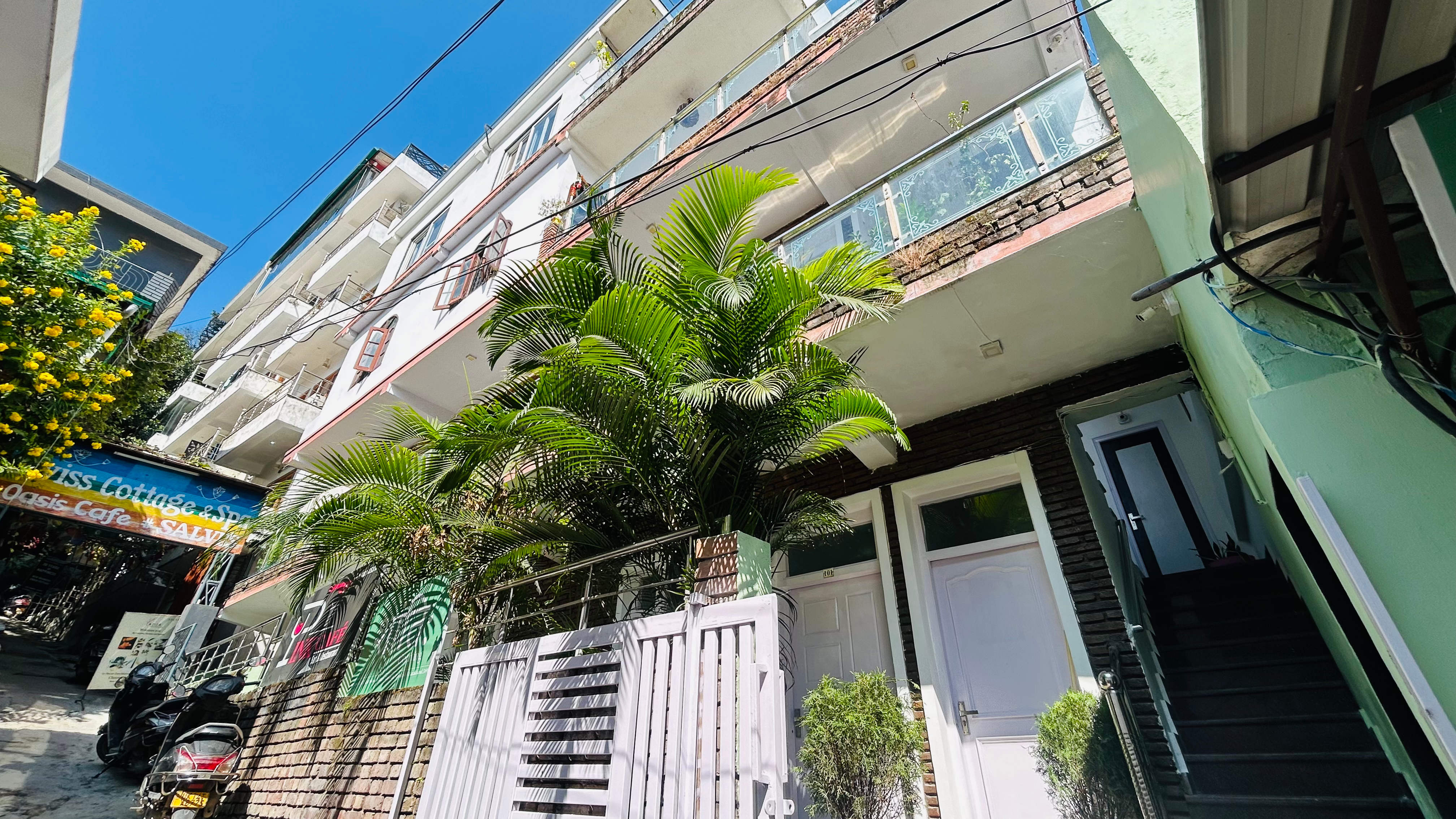 Shaanti Hostel