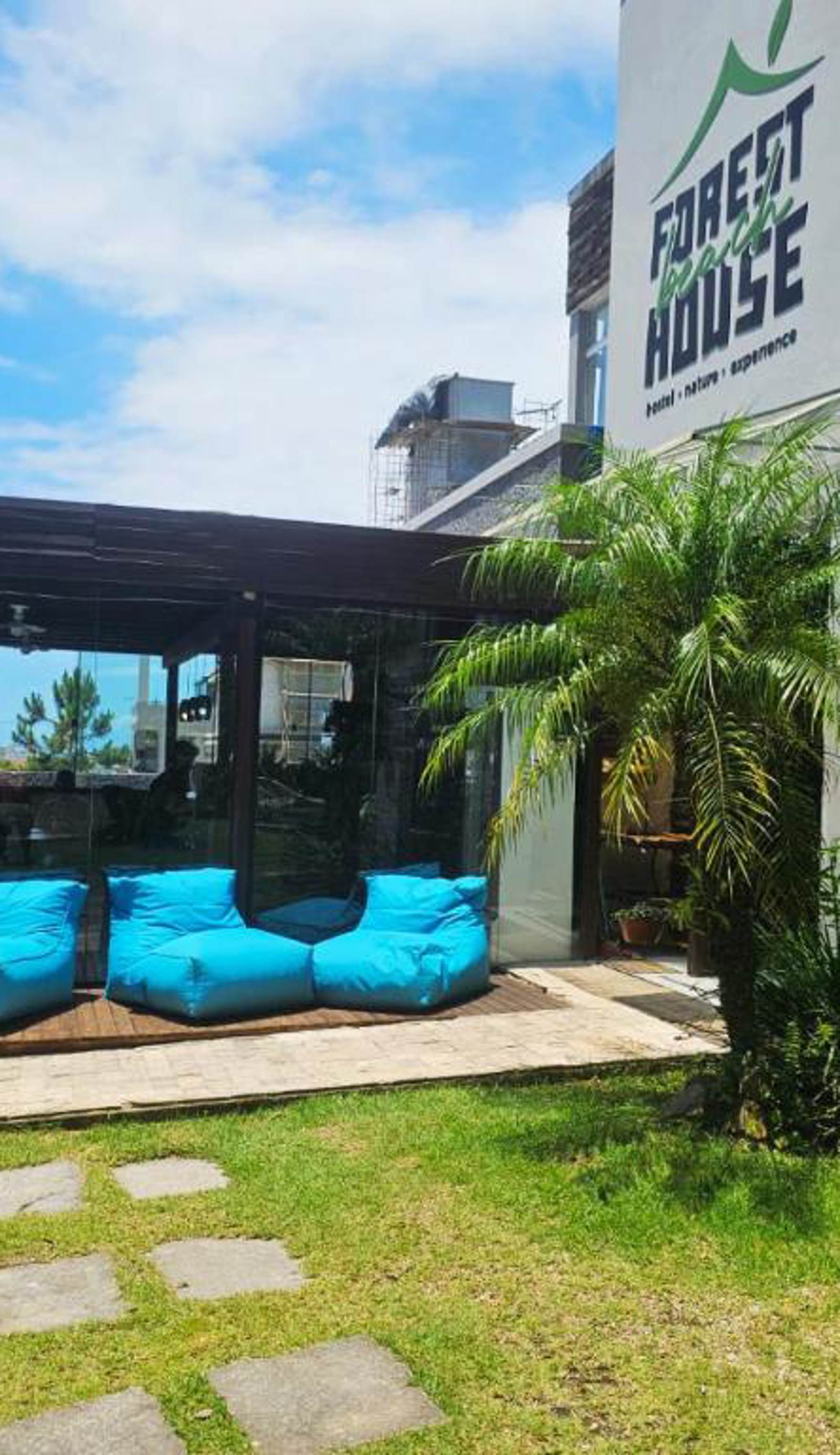 Foresthouse Beach Hostel