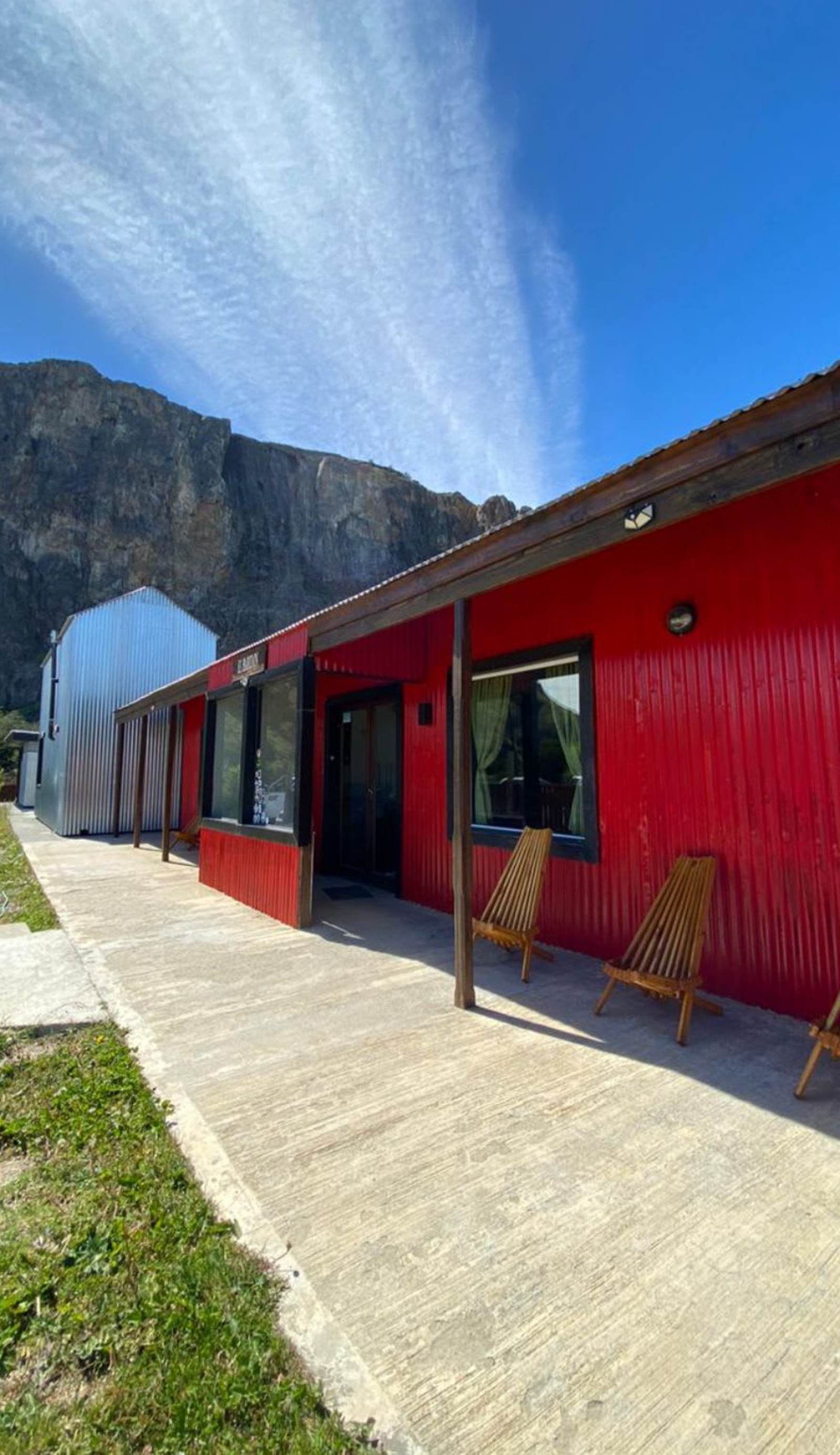 Hostel Y Camping El Paredon