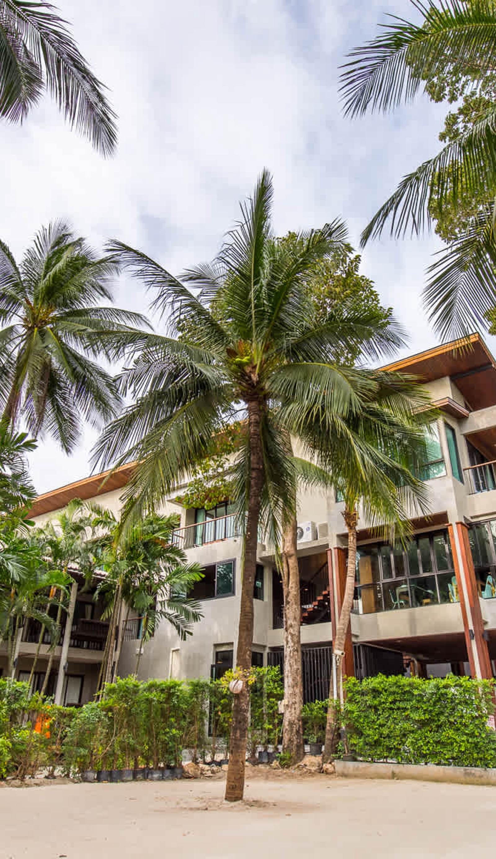 J4 Samui Hotel