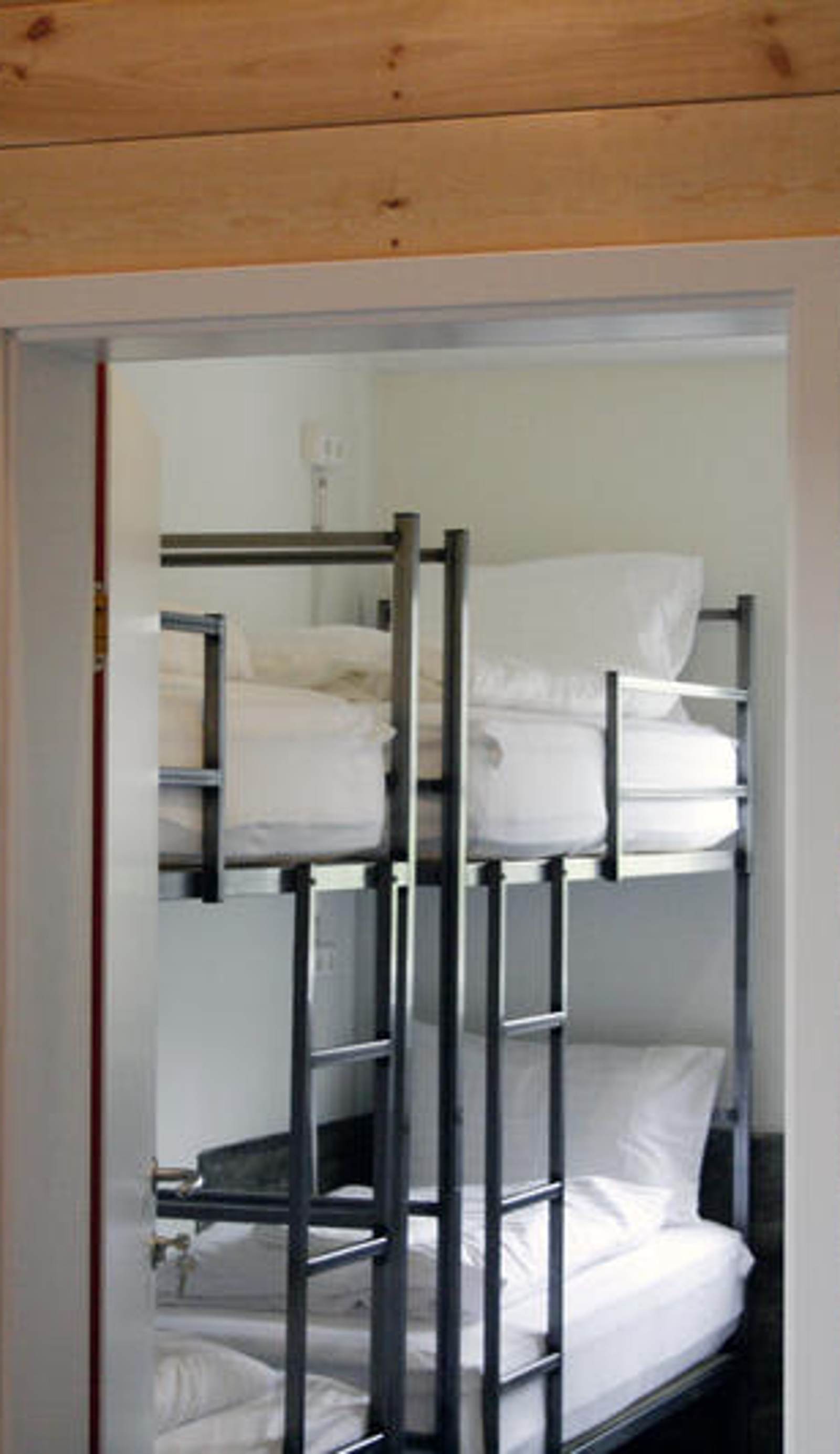 Havarí Hostel