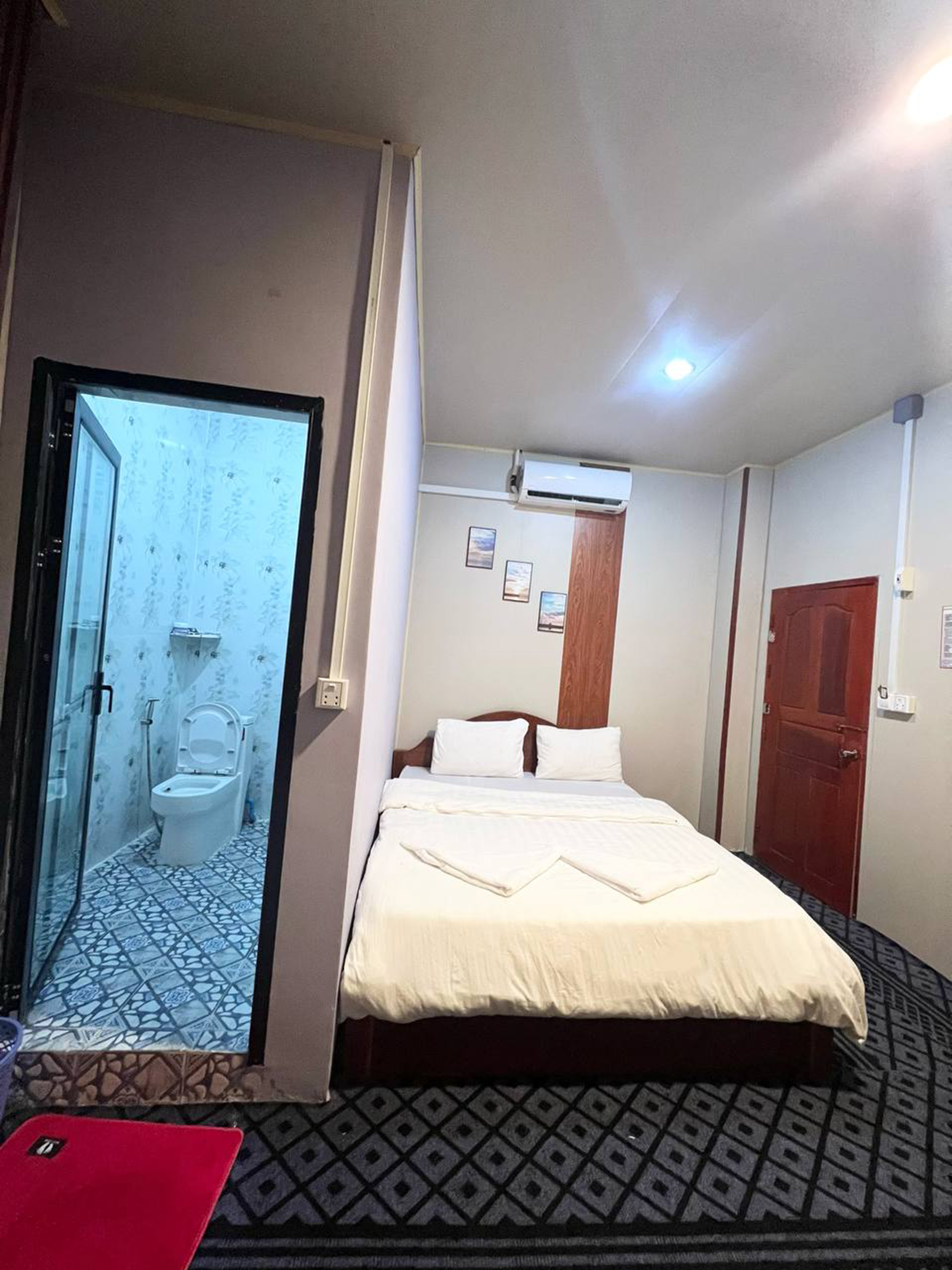 Breeze View Hostel