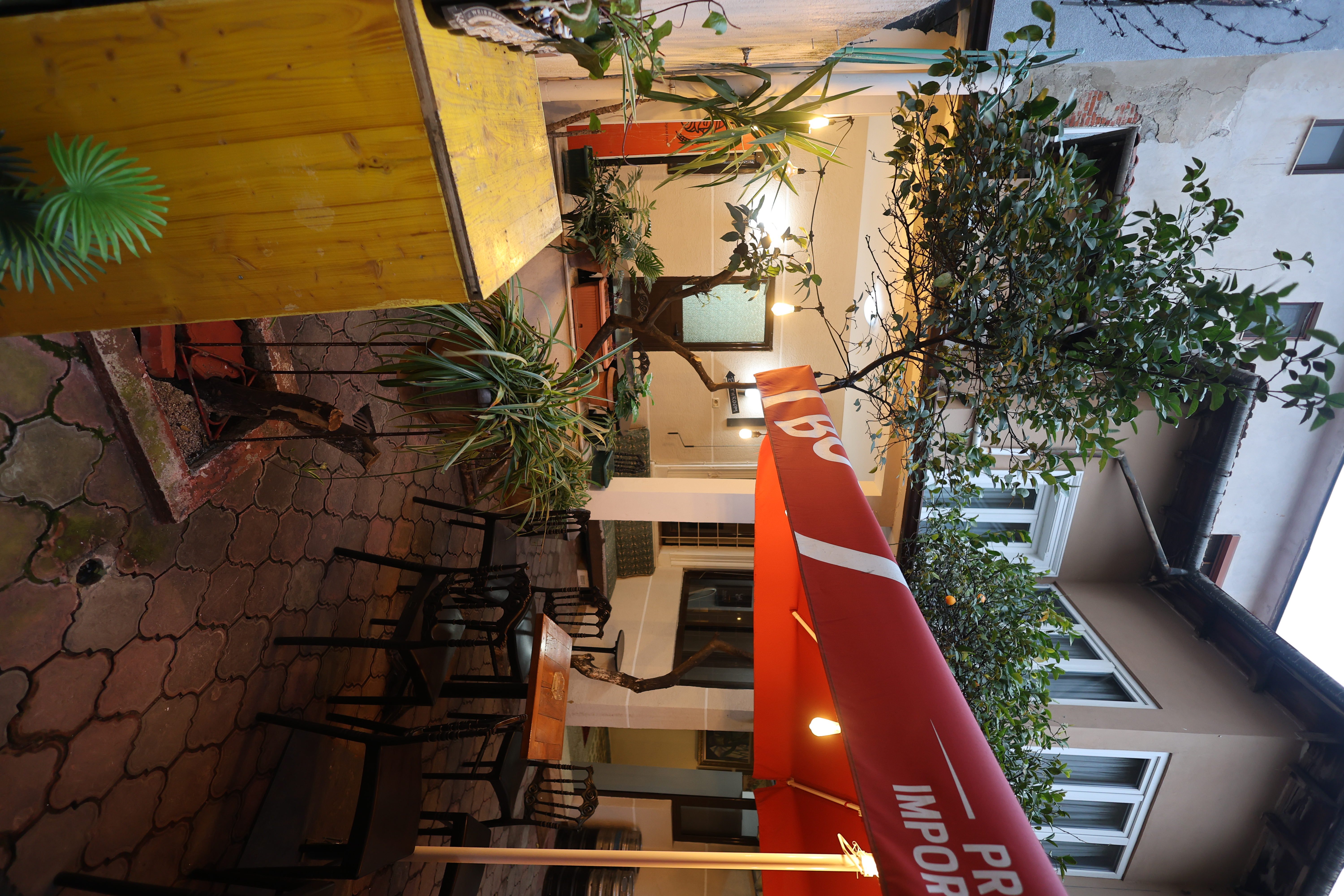 Villa 18 Hostel